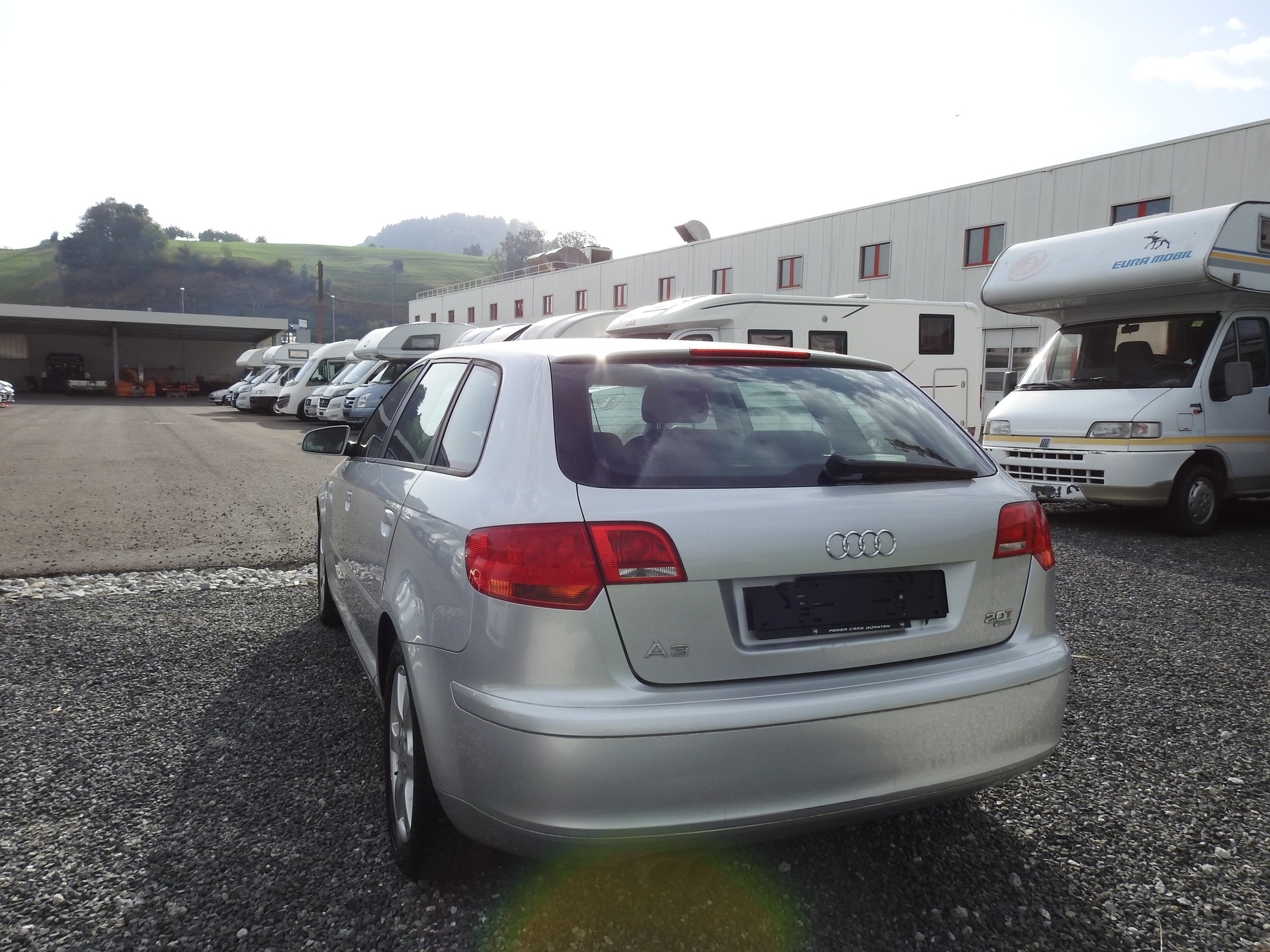 AUDI A3 2.0 Turbo FSI Ambition quattro-showroom-element-3