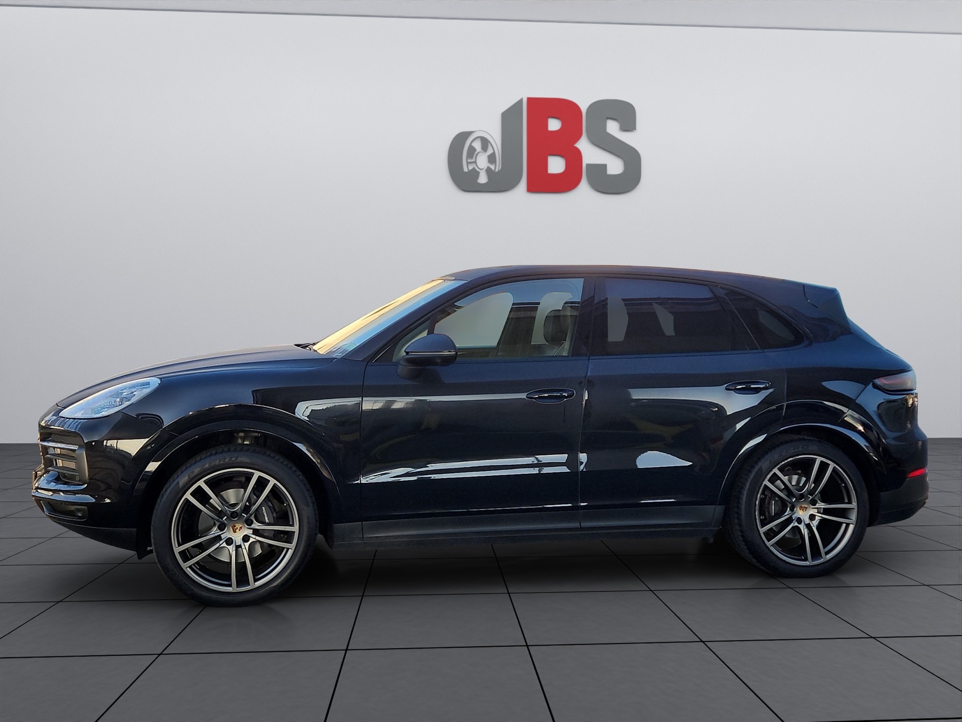 PORSCHE Cayenne-image-4