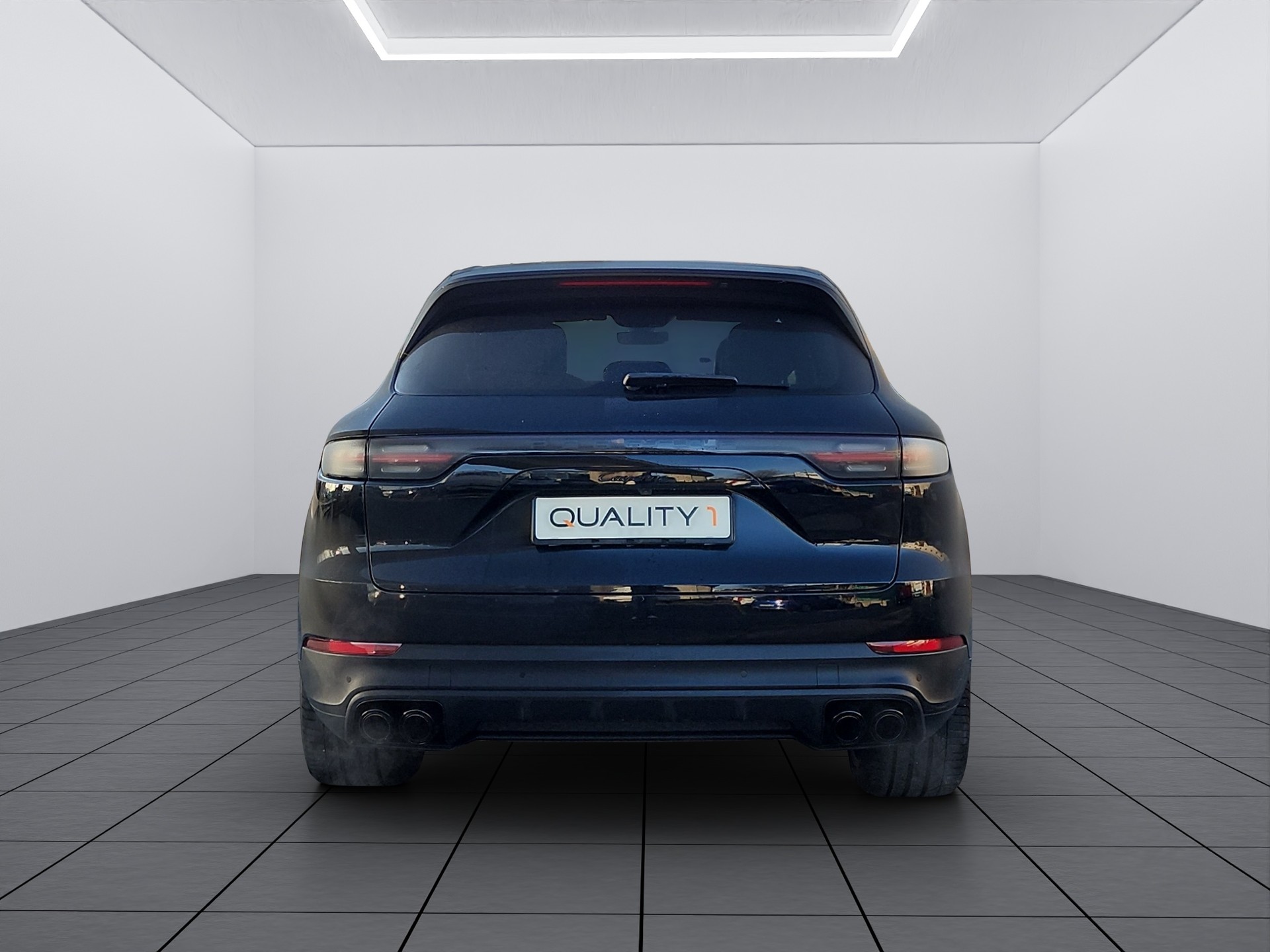 PORSCHE Cayenne-showroom-element-1