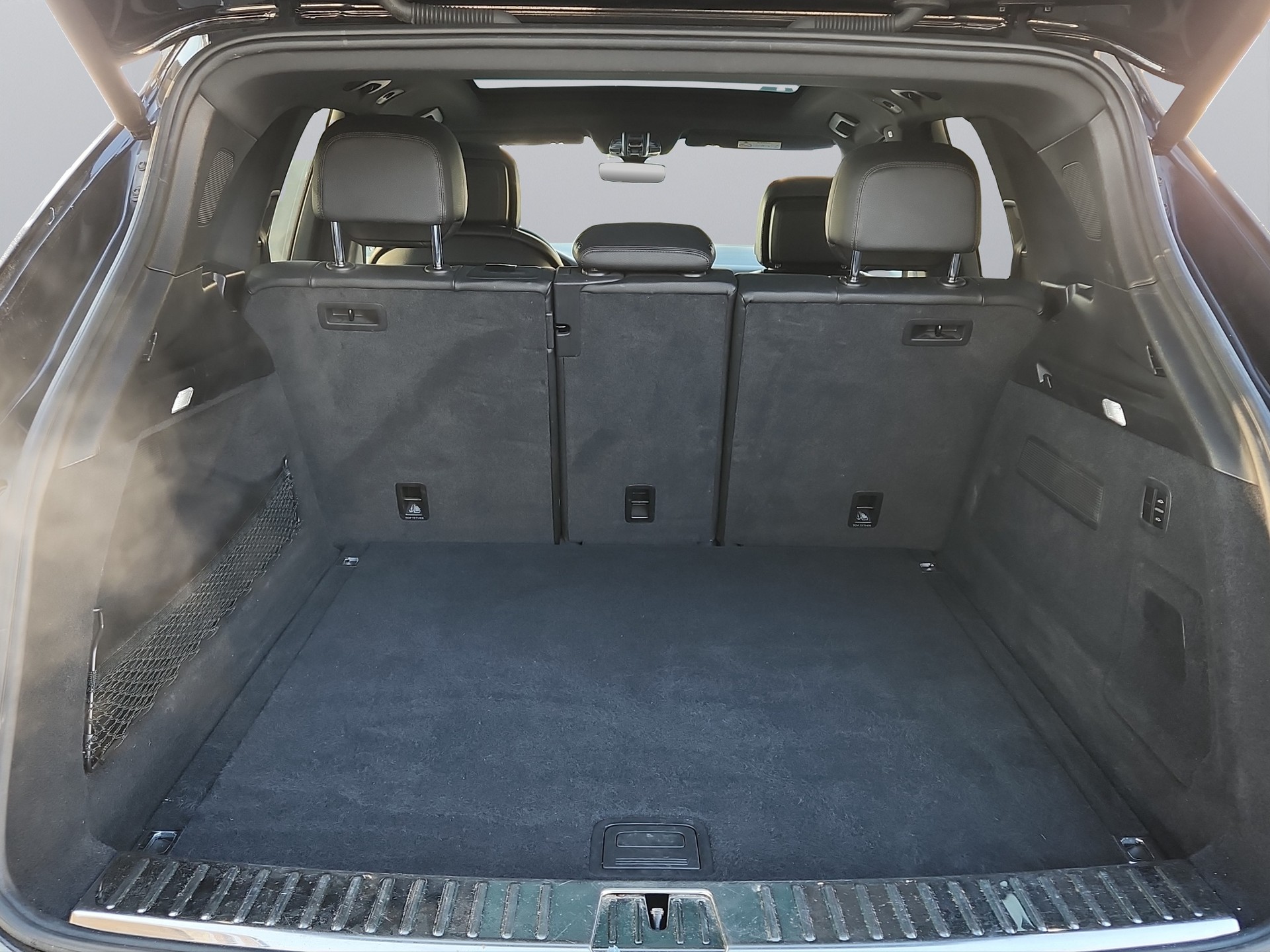 PORSCHE Cayenne-image-9