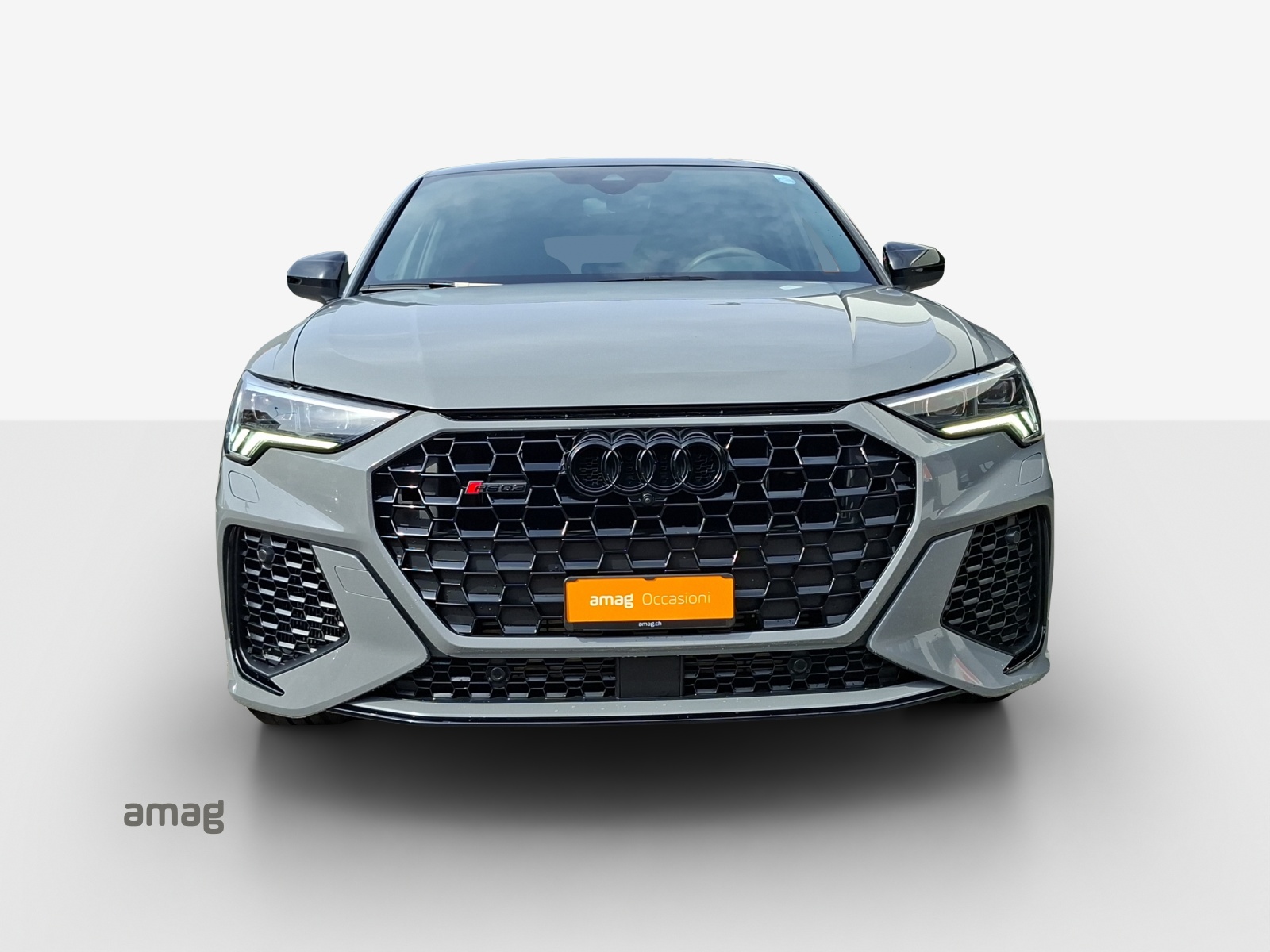 AUDI RS Q3 Sportback quattro S tronic-image-6