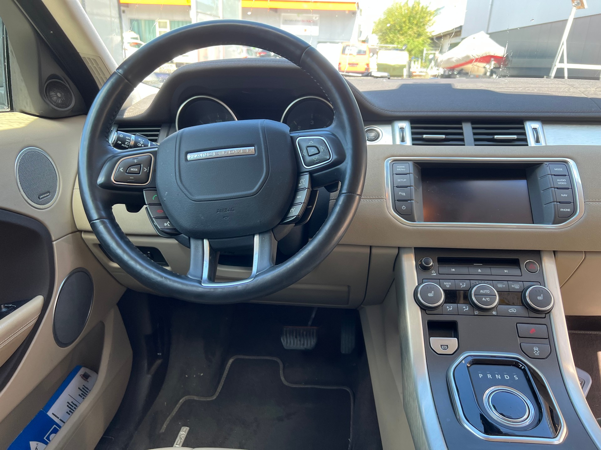 LAND ROVER Range Rover Evoque 2.2 TD4 Prestige AT6-image-10