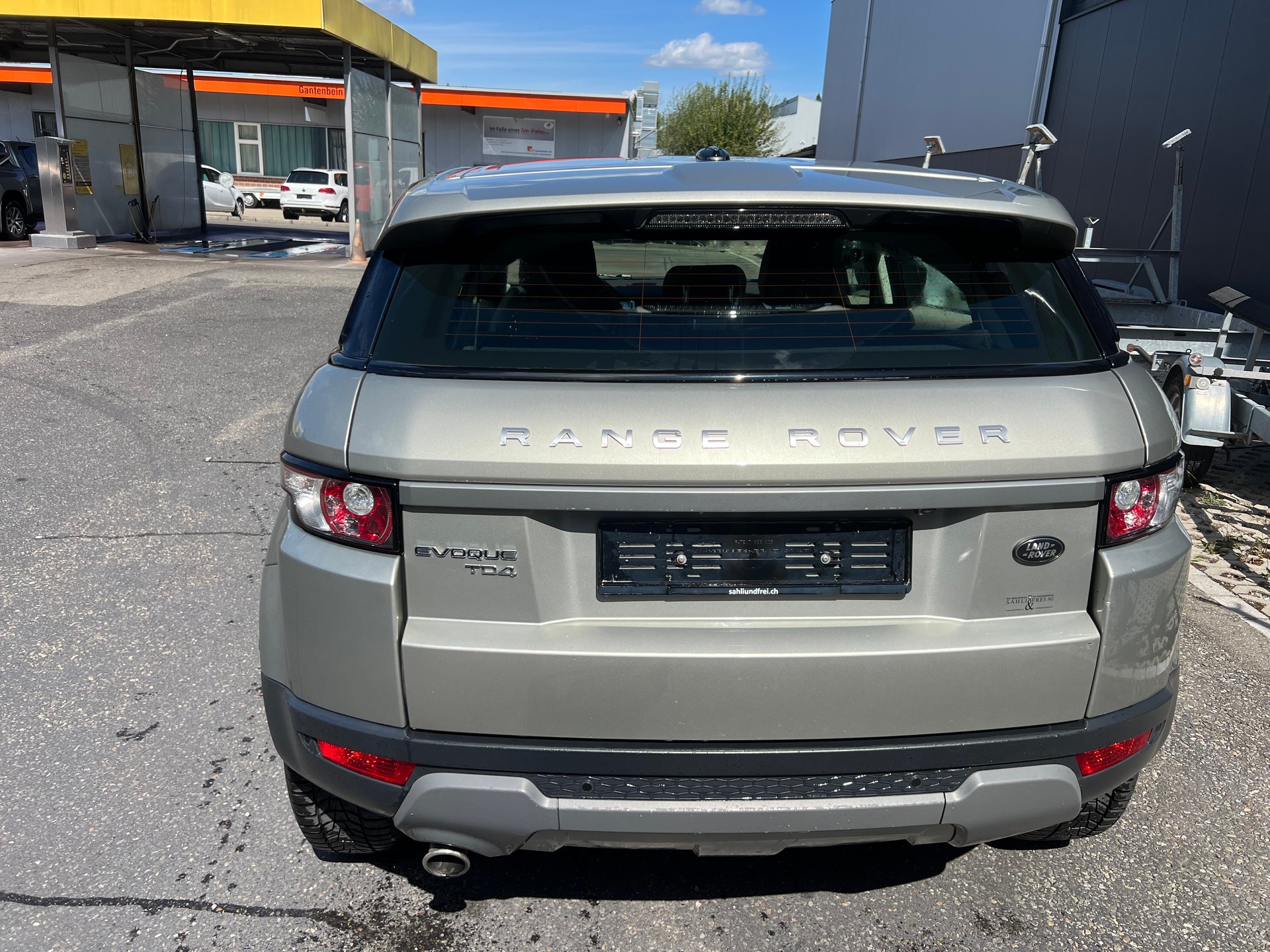 LAND ROVER Range Rover Evoque 2.2 TD4 Prestige AT6-image-4