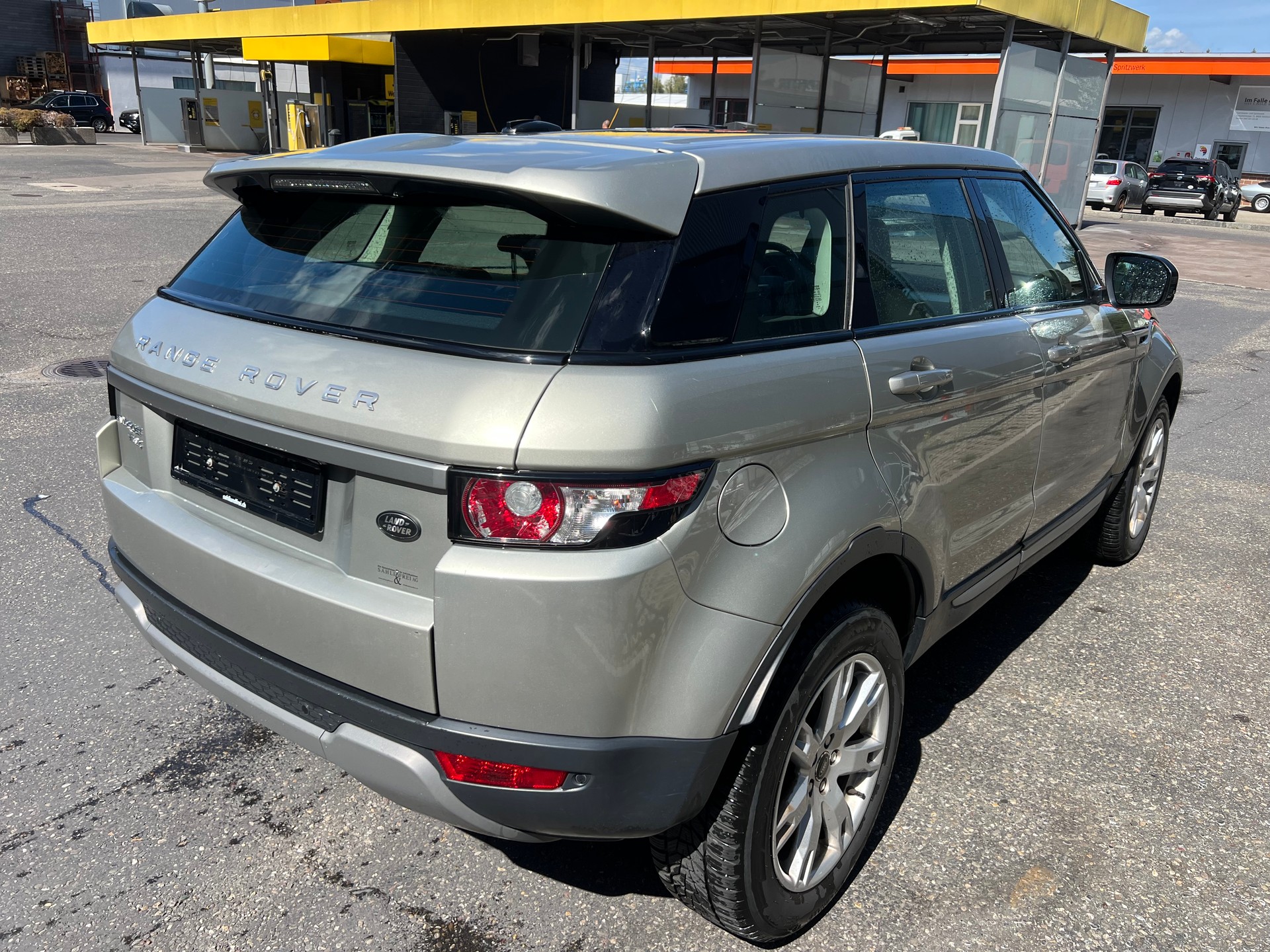 LAND ROVER Range Rover Evoque 2.2 TD4 Prestige AT6-image-5