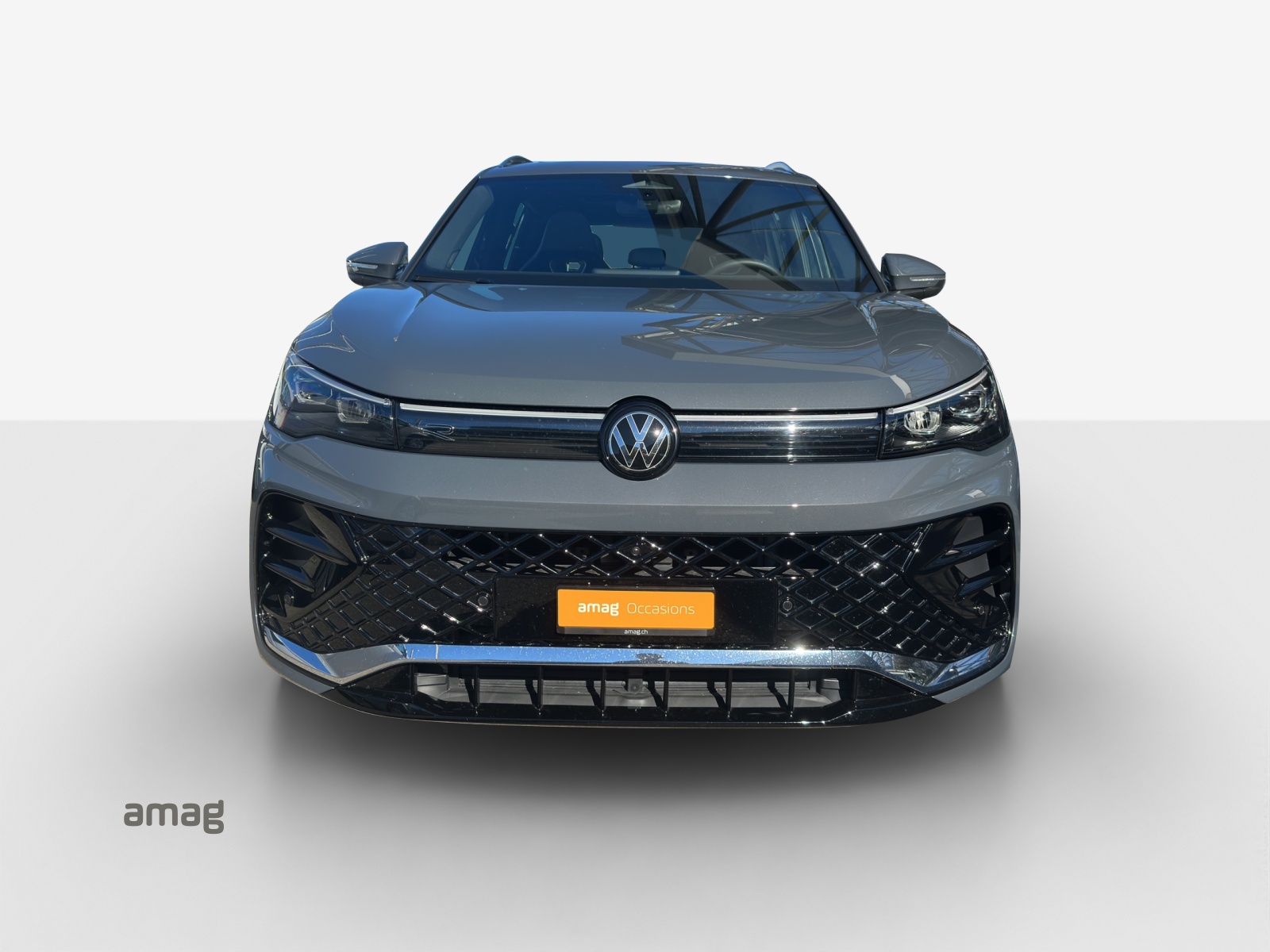 VW Tiguan 2.0 TSI DSG R-Line 4Motion-image-6