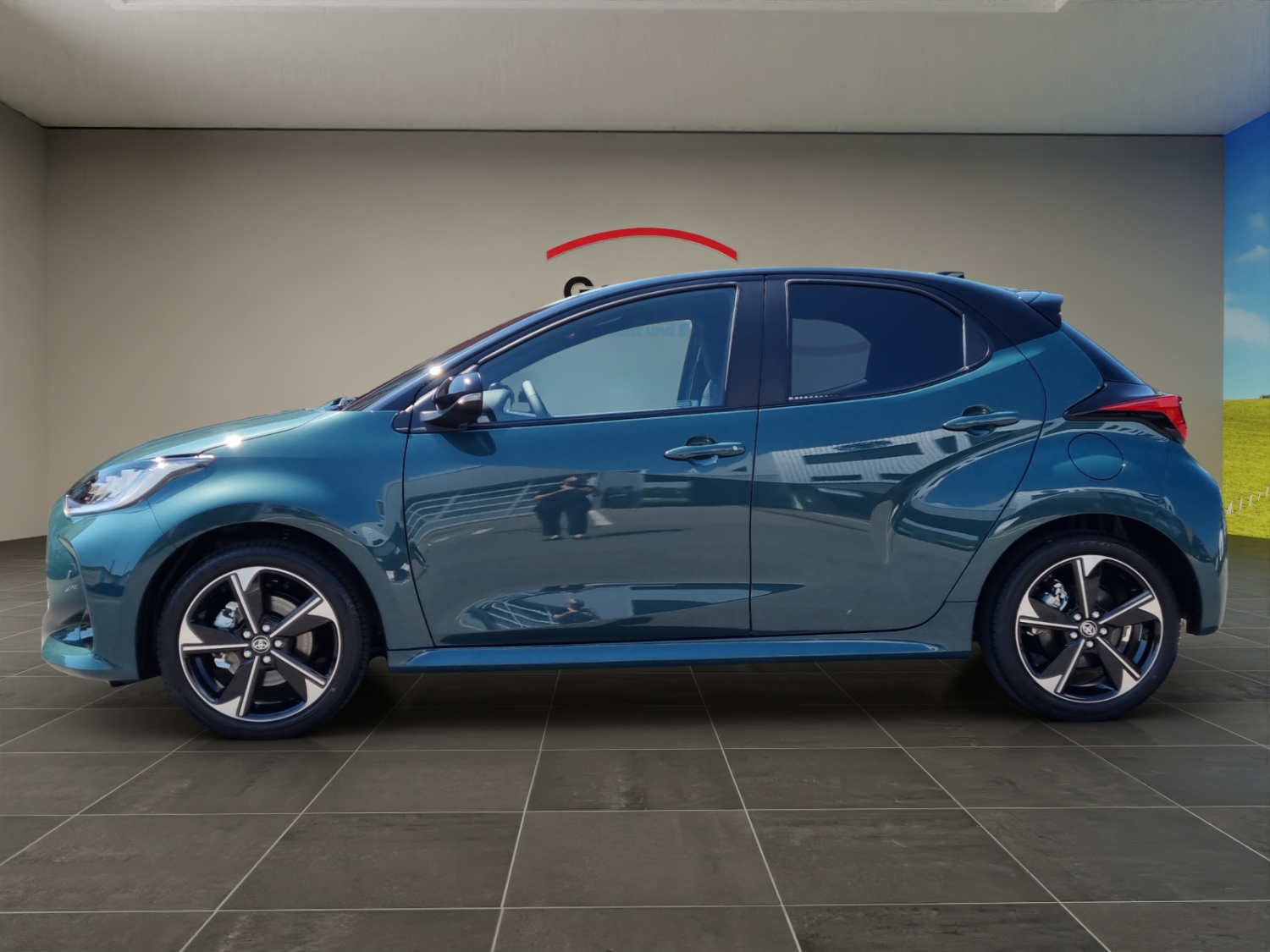 TOYOTA Yaris 1.5 VVT-i HSD Premium-image-1