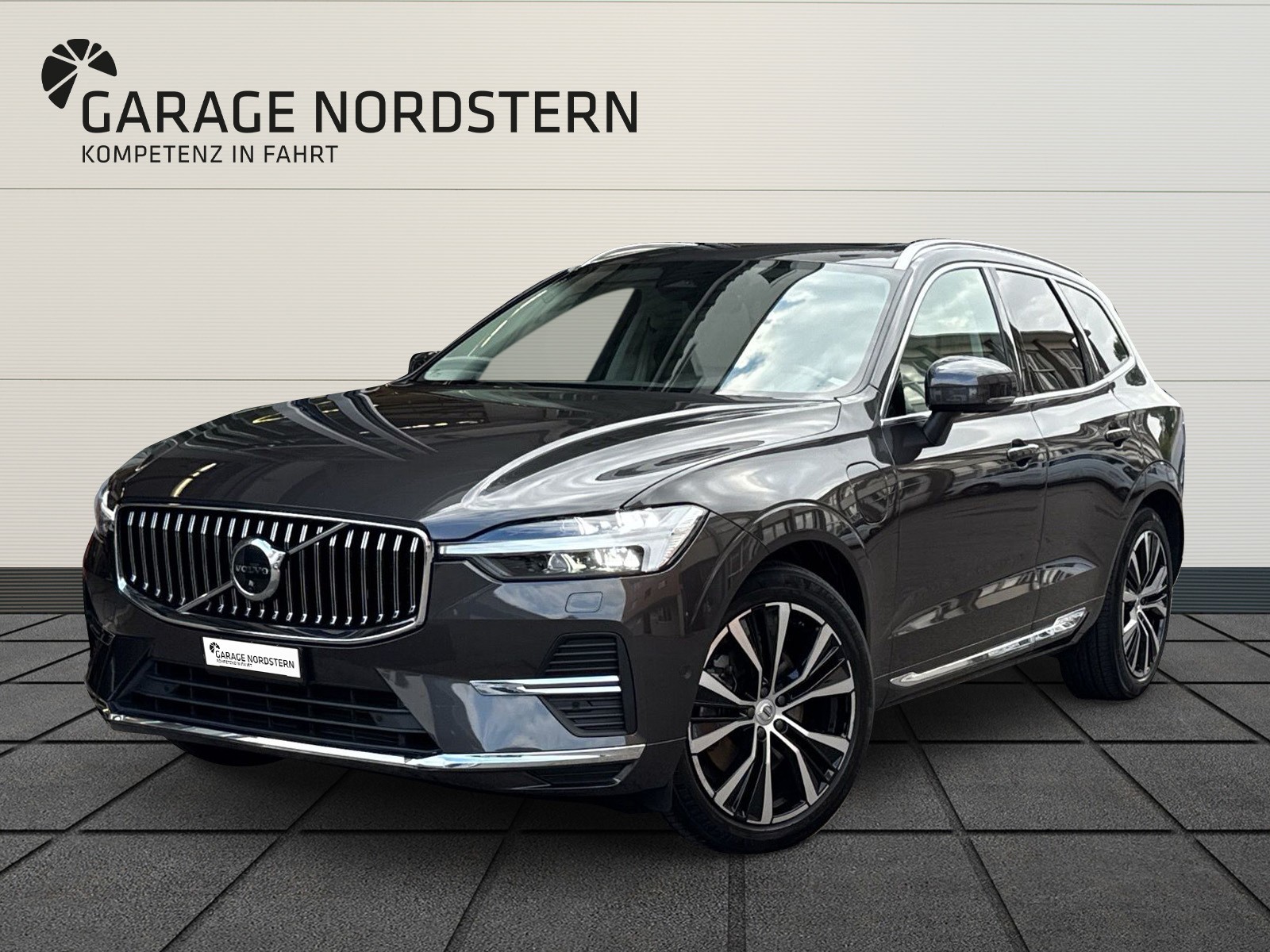 VOLVO XC60 2.0 T6 TE Ultimate Bright eAWD-image-0