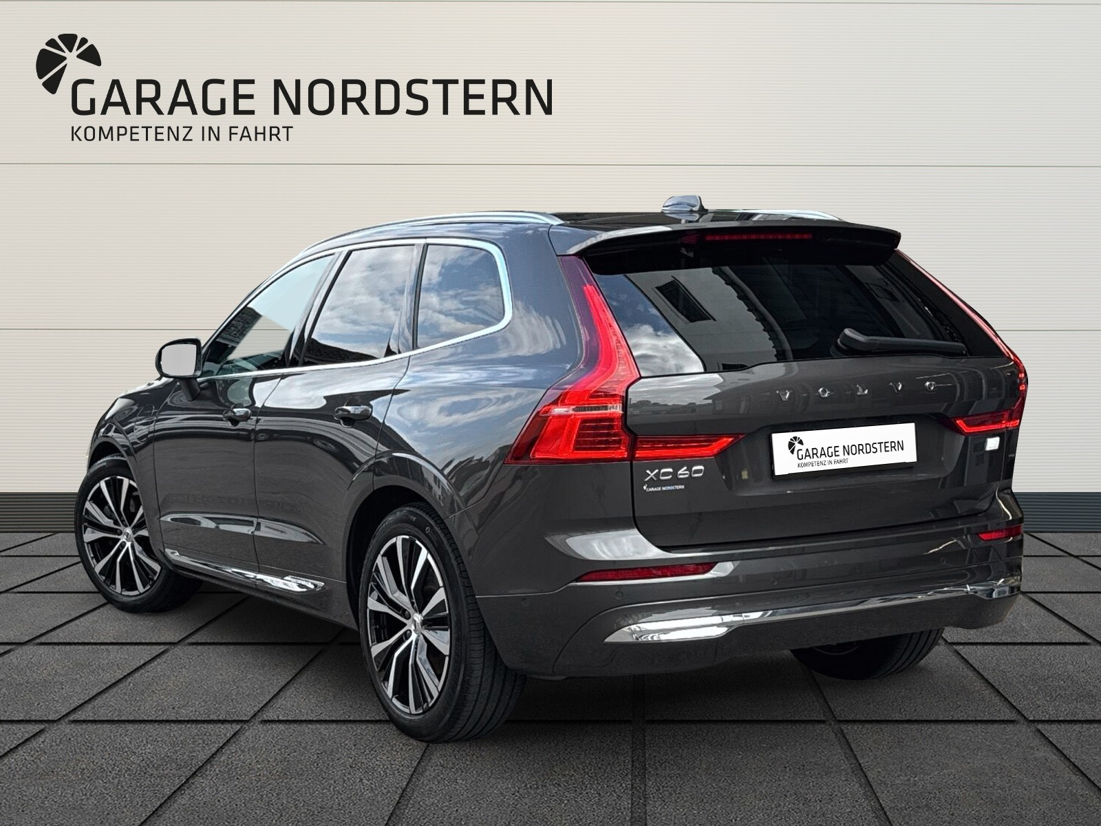 VOLVO XC60 2.0 T6 TE Ultimate Bright eAWD-image-2