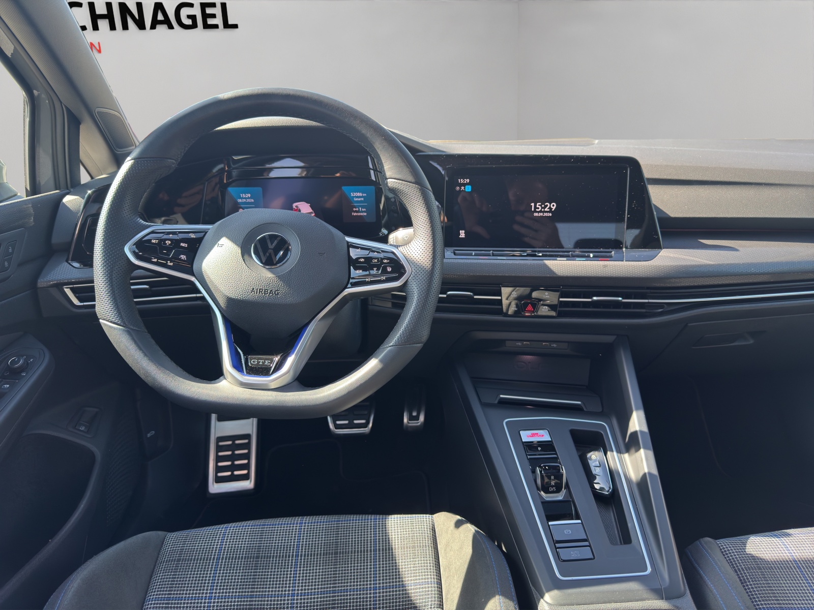 VW Golf 1.4 TSI PHEV GTE-image-4