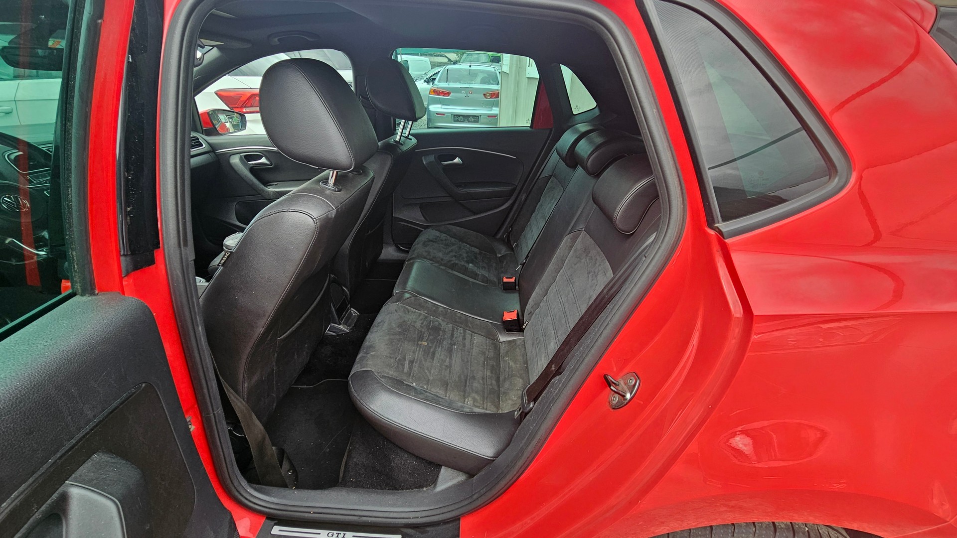 VW Polo 1.8 TSI GTI DSG-image-12