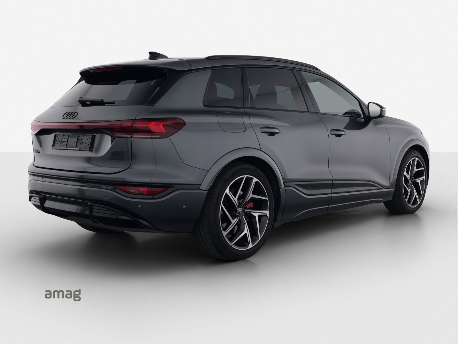 AUDI SQ6 e-tron quattro-image-3
