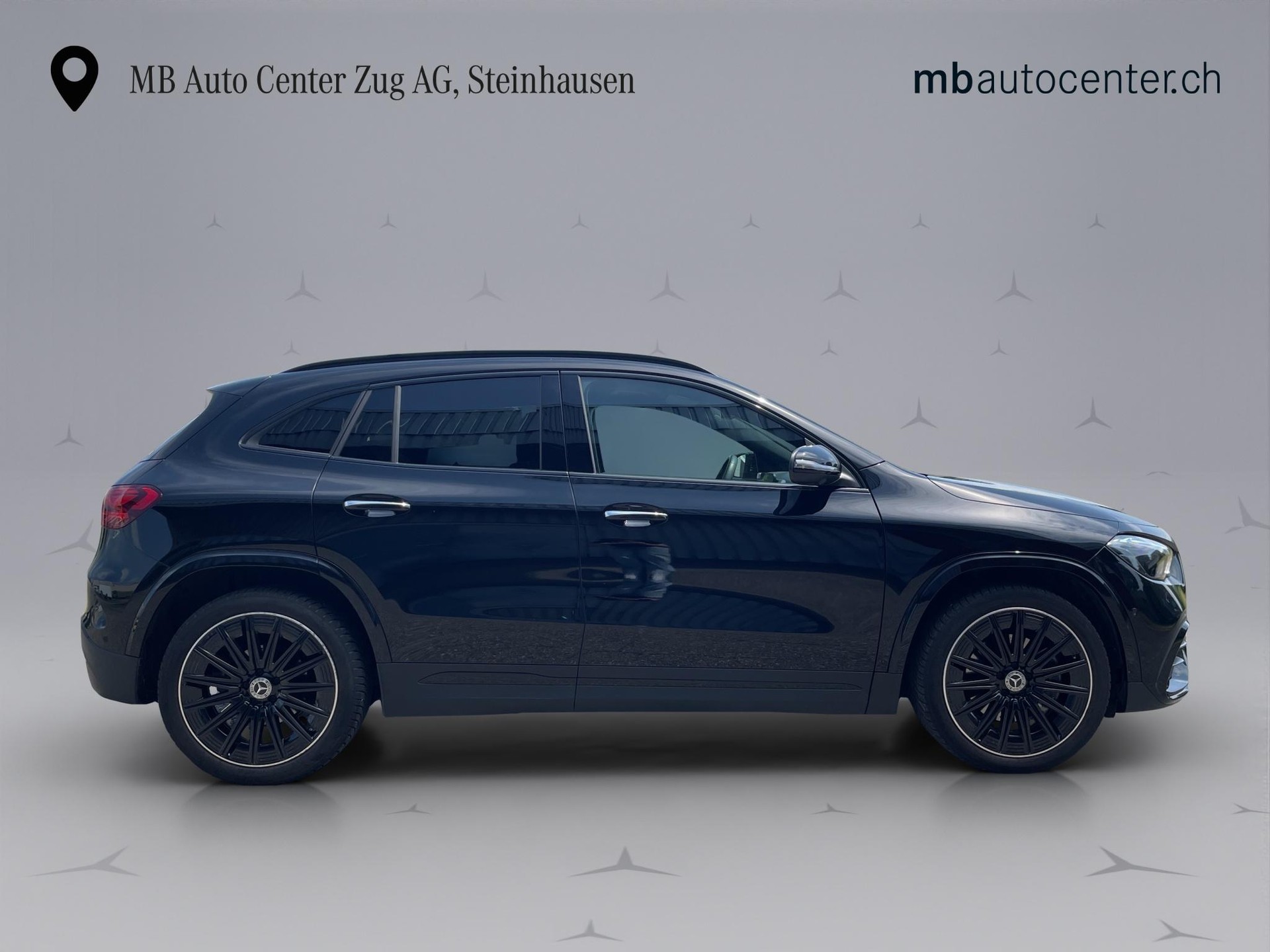 MERCEDES-BENZ GLA 200 Night Star AMG Line-image-6
