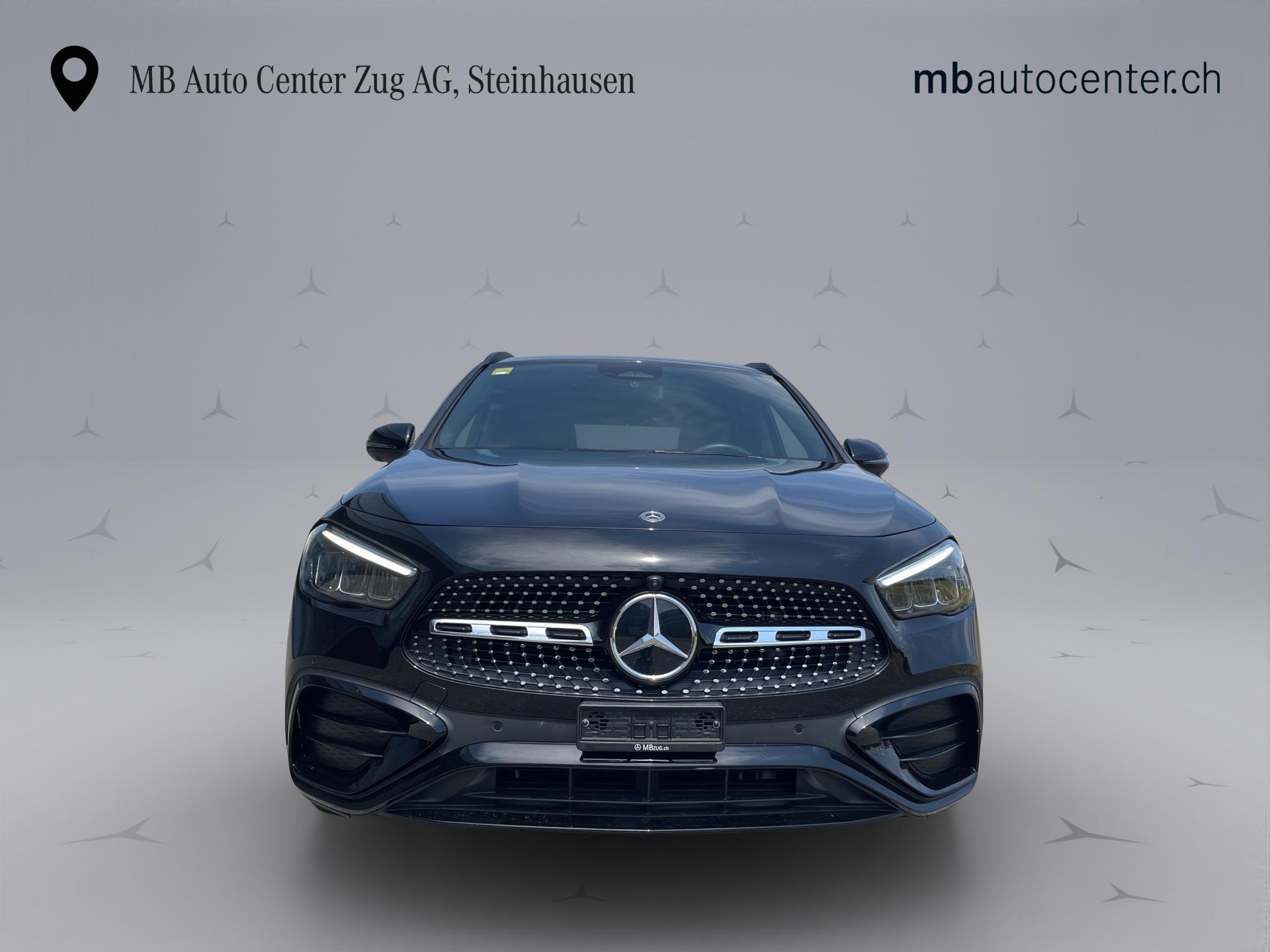 MERCEDES-BENZ GLA 200 Night Star AMG Line-image-8
