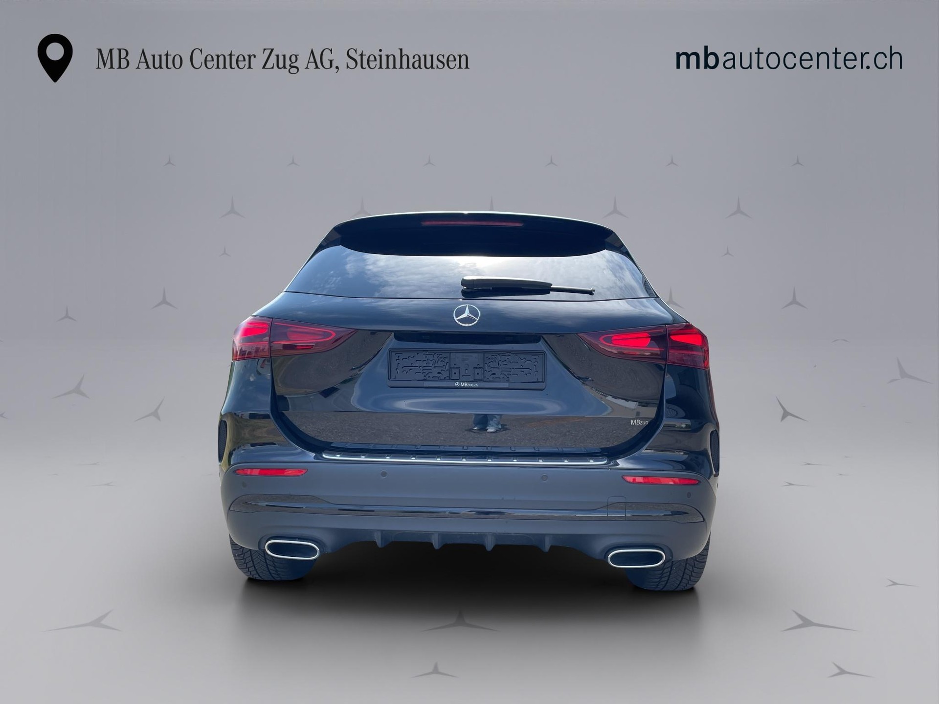 MERCEDES-BENZ GLA 200 Night Star AMG Line-image-4