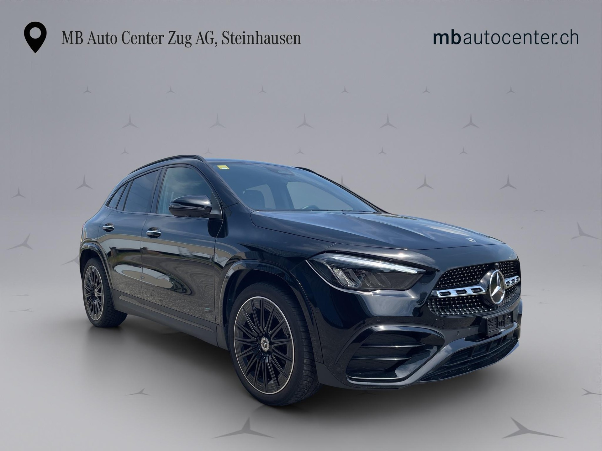 MERCEDES-BENZ GLA 200 Night Star AMG Line-image-7