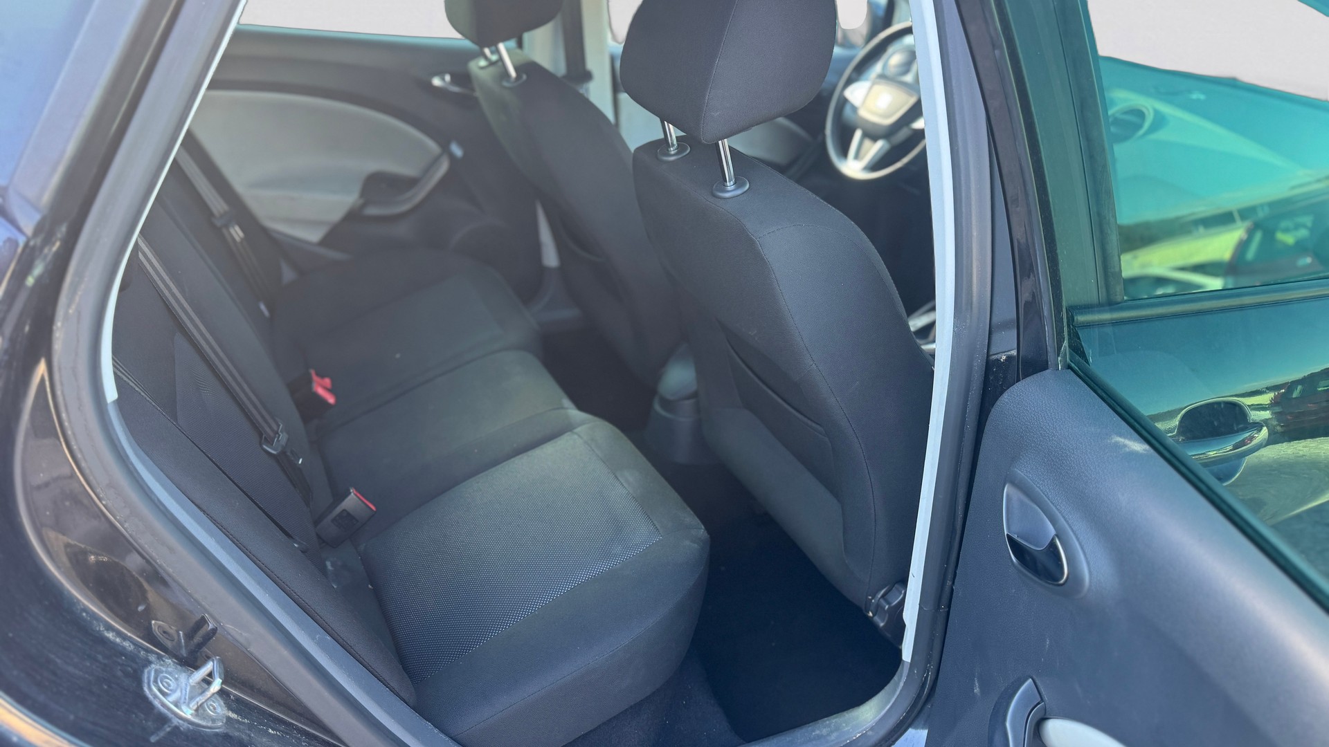 SEAT Ibiza 1.6 16V-image-11
