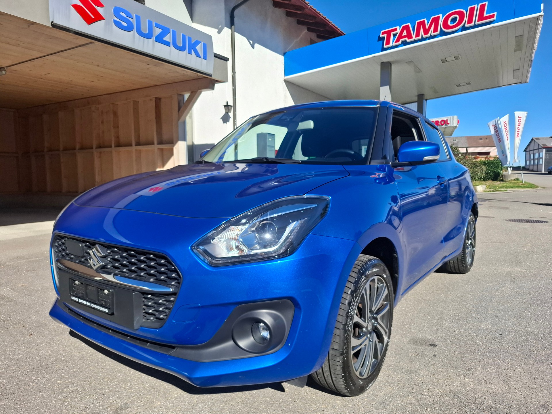 SUZUKI Swift 1.2 Compact Top 4x4 Hybrid-image-0