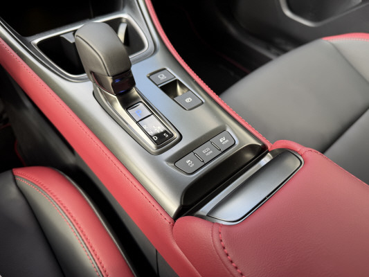 LEXUS LBX AWD Cool CVT Cool-image-11