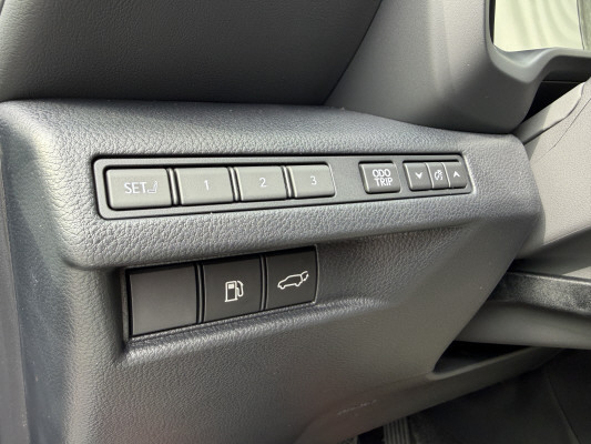 LEXUS LBX AWD Cool CVT Cool-image-10