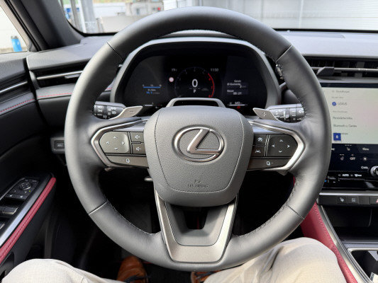 LEXUS LBX AWD Cool CVT Cool-image-9