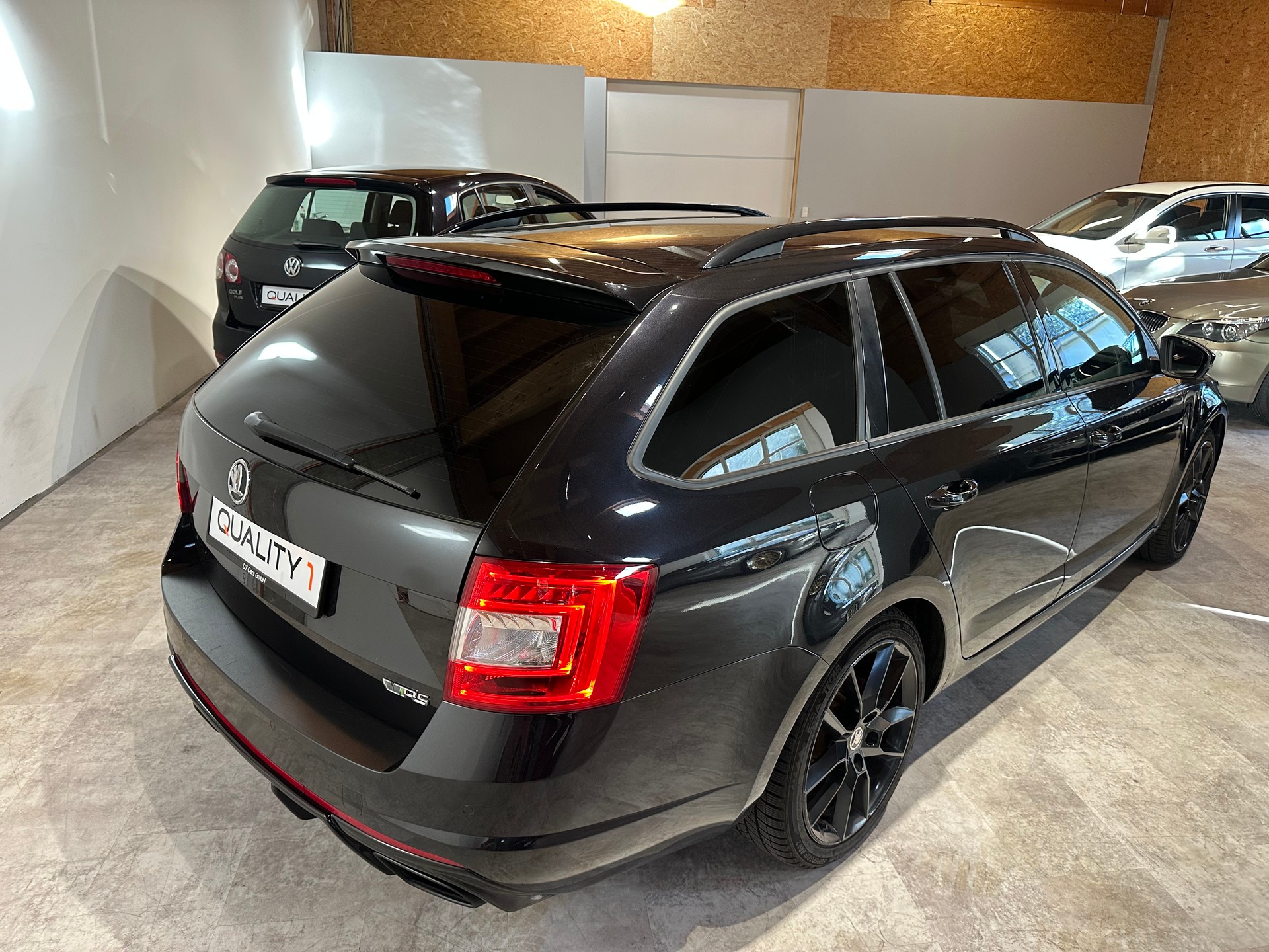 SKODA Octavia Combi 2.0 TSI RS DSG/Frisch ab MFK und Service/Lückenlos servicegepflegt/8 x 18 Zoll Alu-image-8