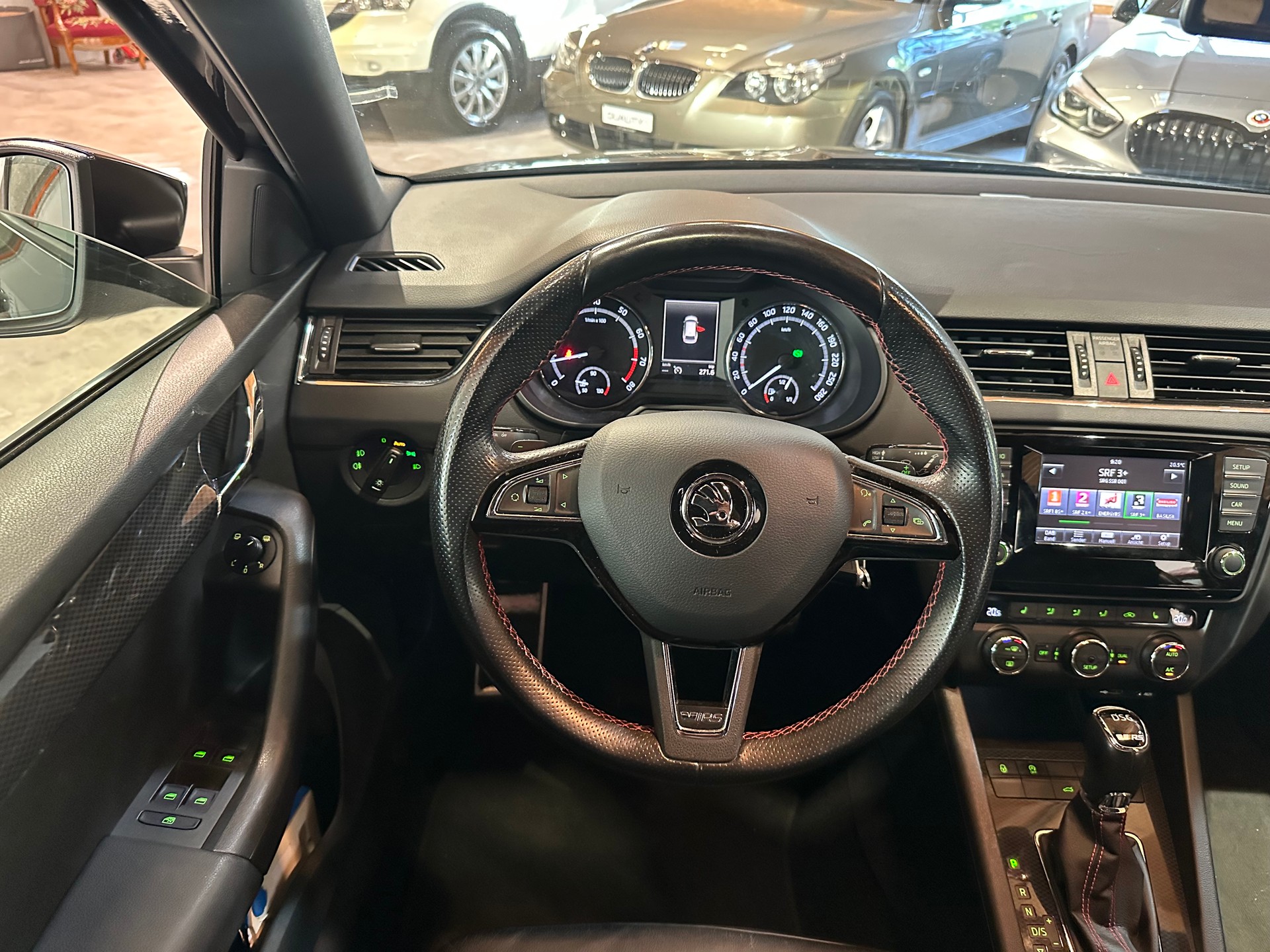 SKODA Octavia Combi 2.0 TSI RS DSG/Frisch ab MFK und Service/Lückenlos servicegepflegt/8 x 18 Zoll Alu-image-19