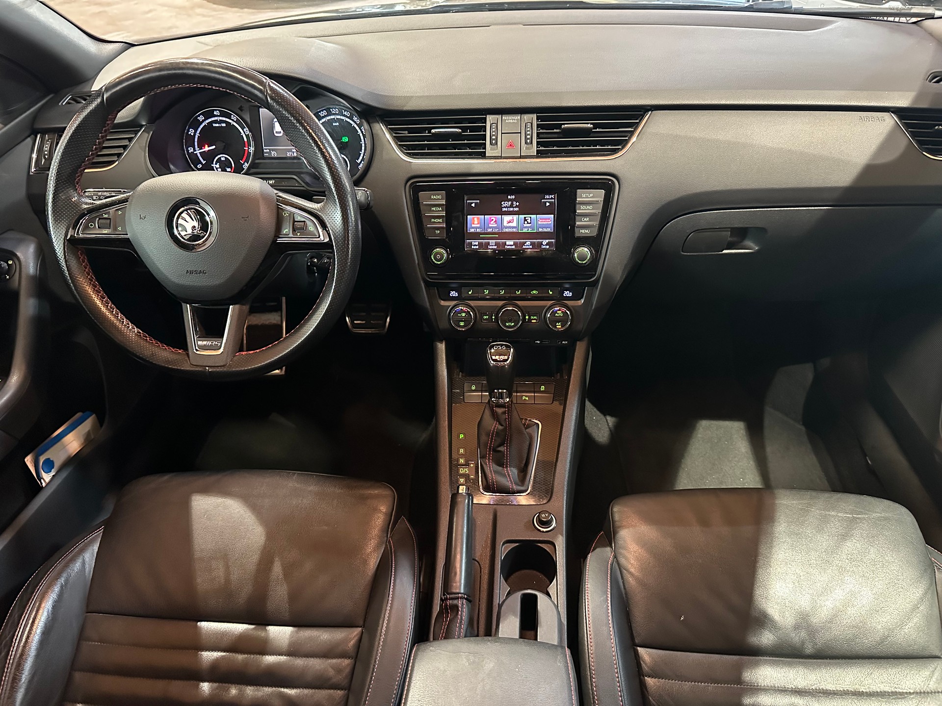 SKODA Octavia Combi 2.0 TSI RS DSG/Frisch ab MFK und Service/Lückenlos servicegepflegt/8 x 18 Zoll Alu-image-20
