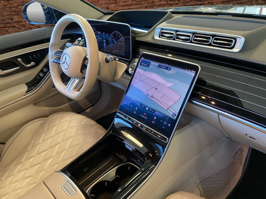 MERCEDES-BENZ S 580 e AMG Line 9G-T-image-14