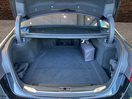 MERCEDES-BENZ S 580 e AMG Line 9G-T-image-6