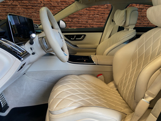 MERCEDES-BENZ S 580 e AMG Line 9G-T-image-10