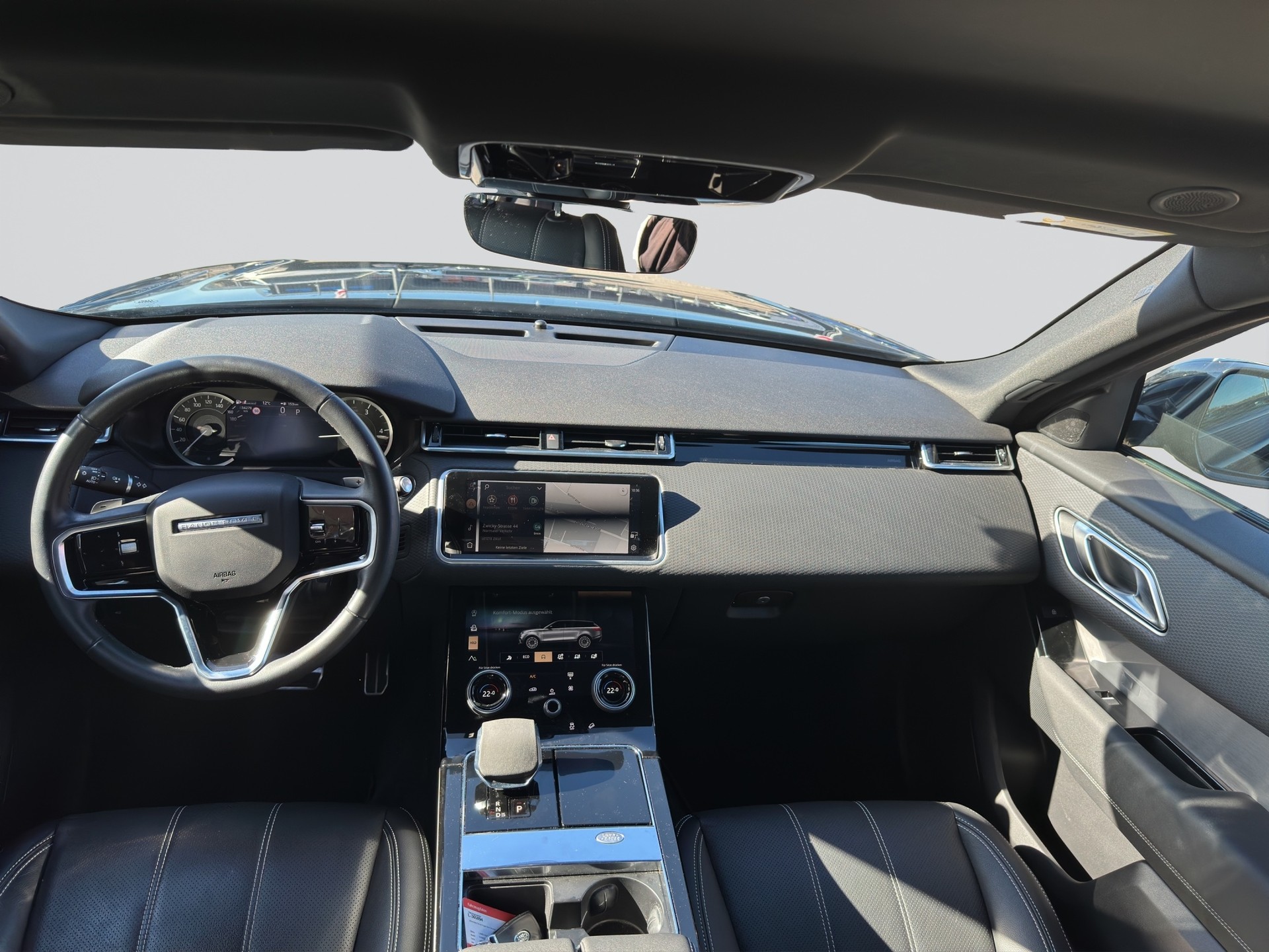 LAND ROVER Range Rover Velar R-Dynamic D 200 SE Automatic Black-image-14