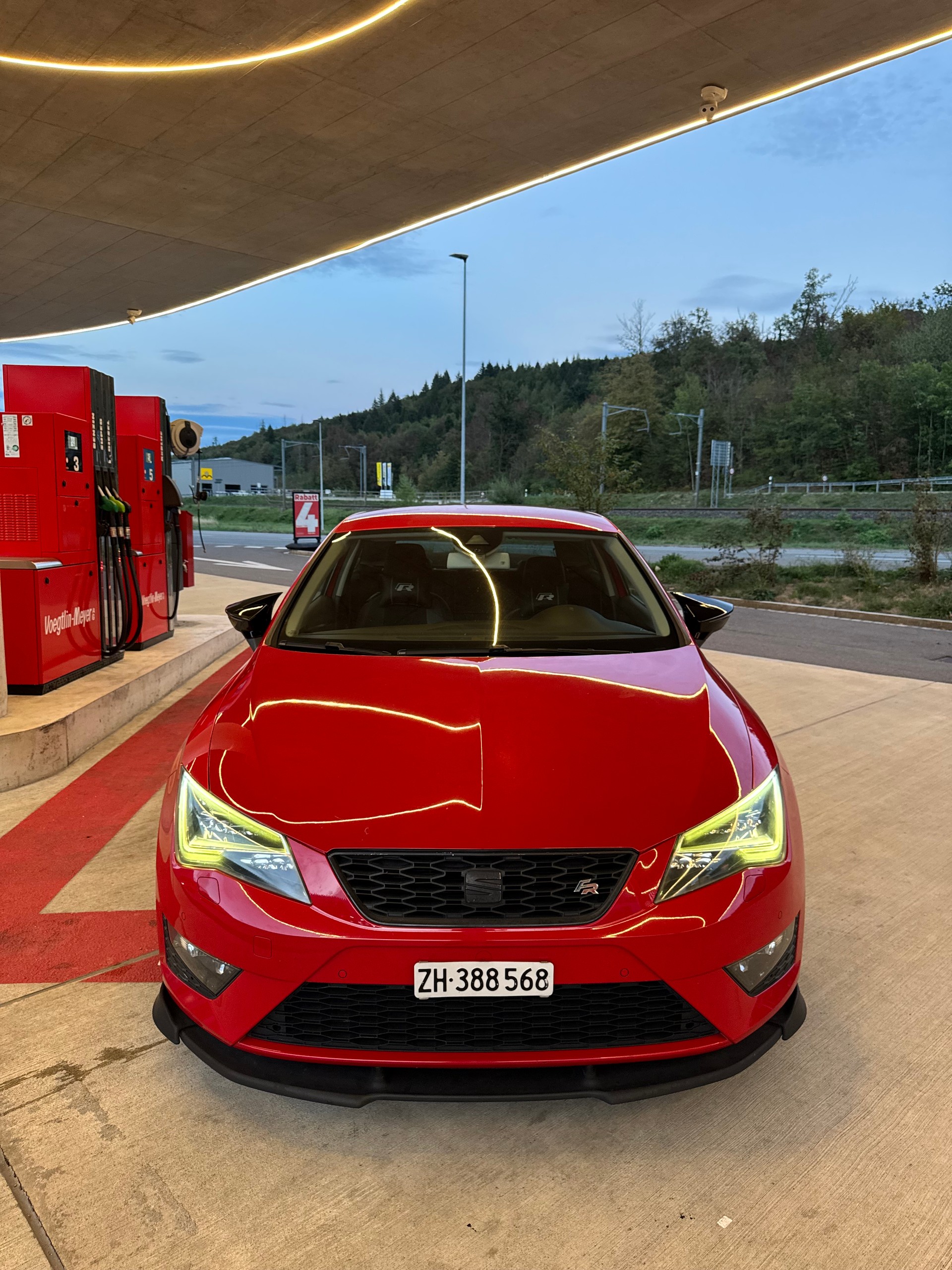 SEAT 1.8 TSI FR DSG-image-2