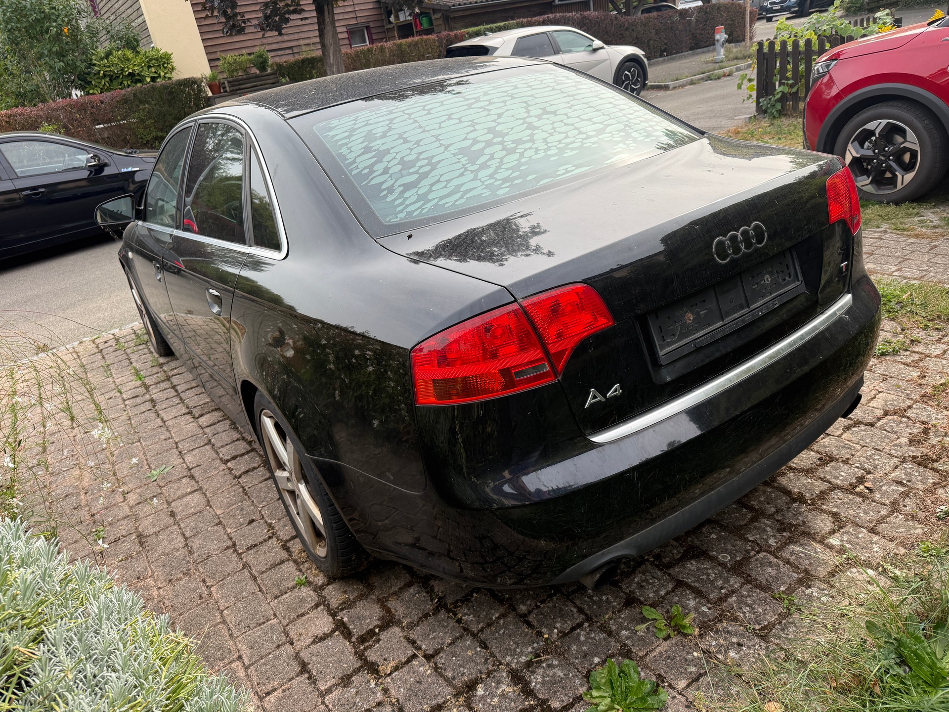 AUDI A4 Avant 2.0 Turbo FSI quattro-image-4