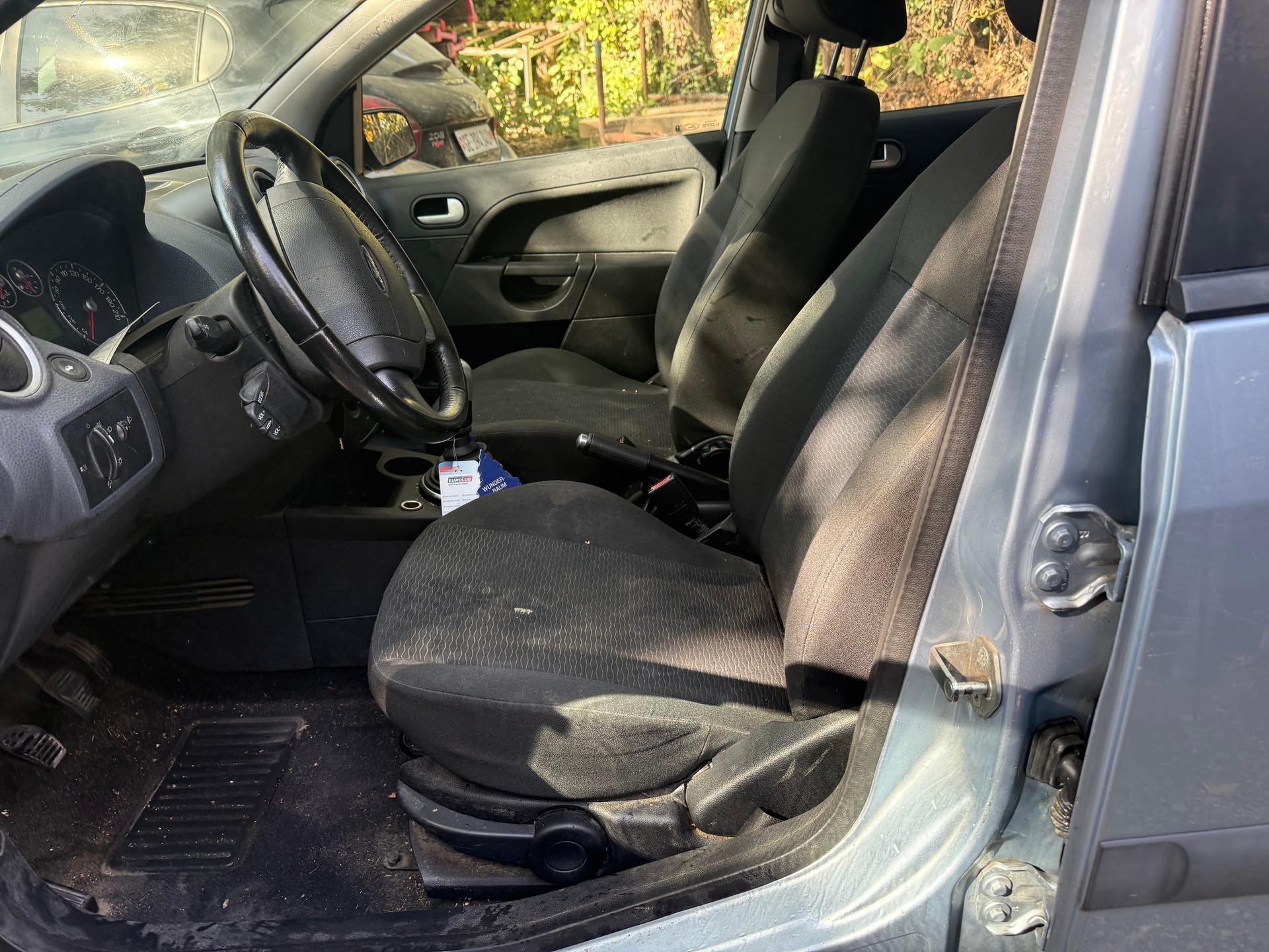FORD Fiesta 1.6 16V Trend-image-4