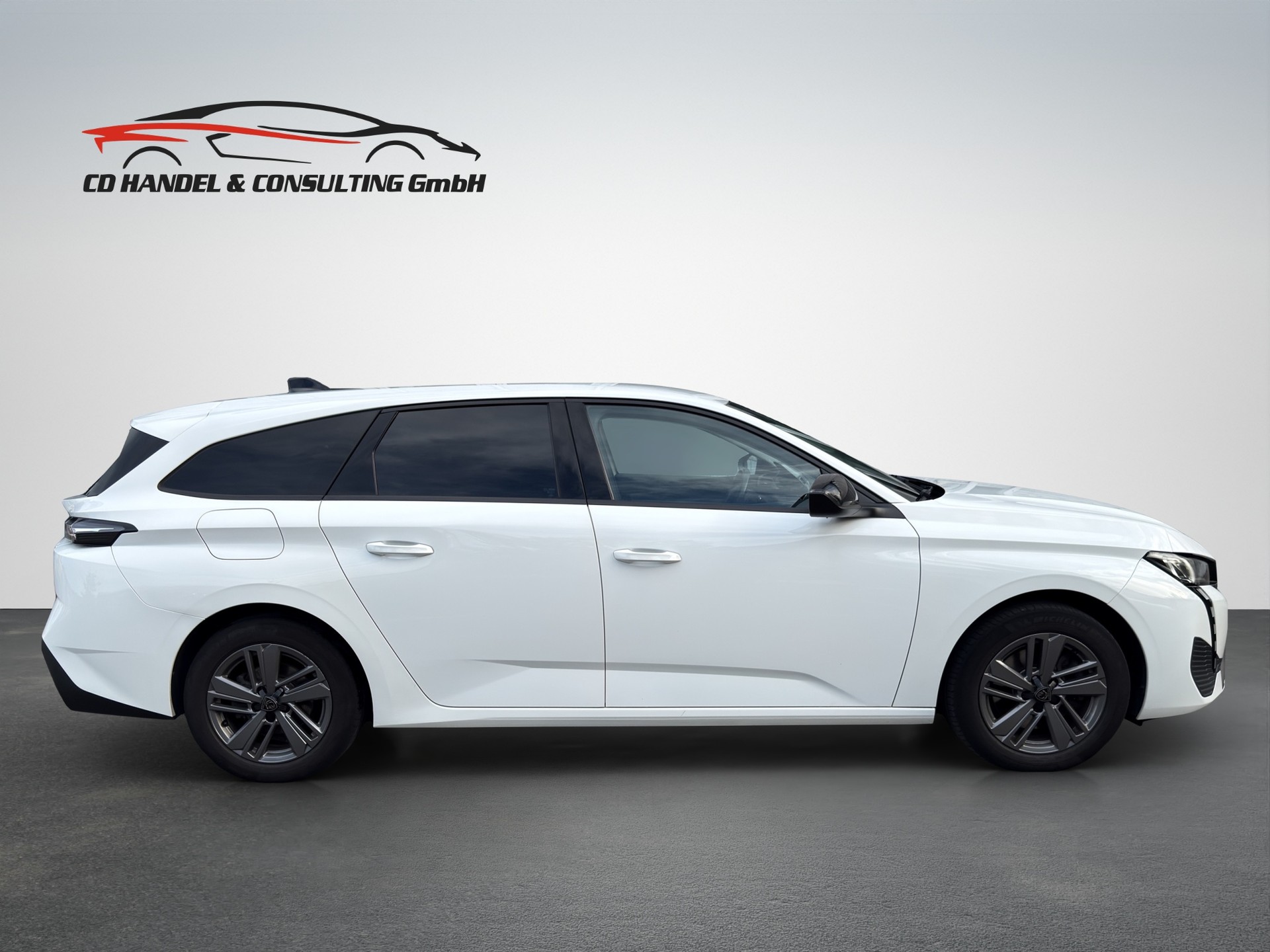 PEUGEOT 308 SW 1.5 BlueHDI Active Pack EAT8-image-6