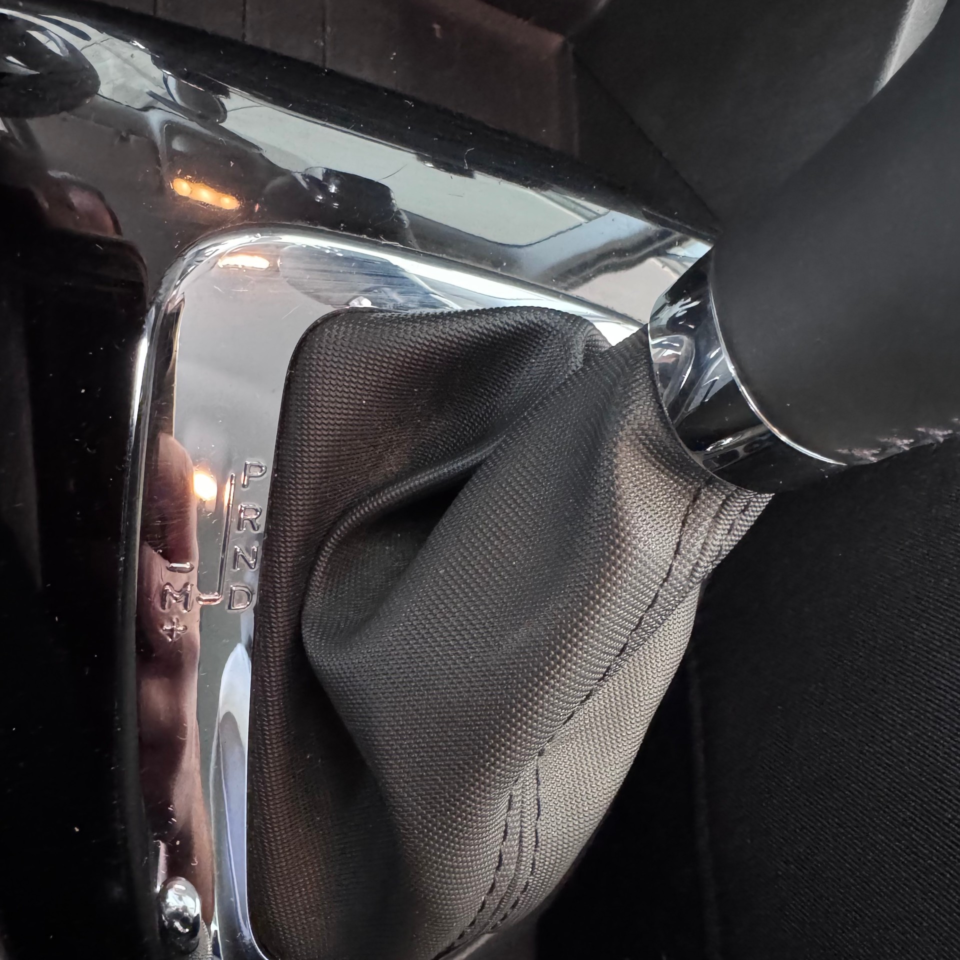 RENAULT Captur 1.5 dCi Privilège EDC-image-18