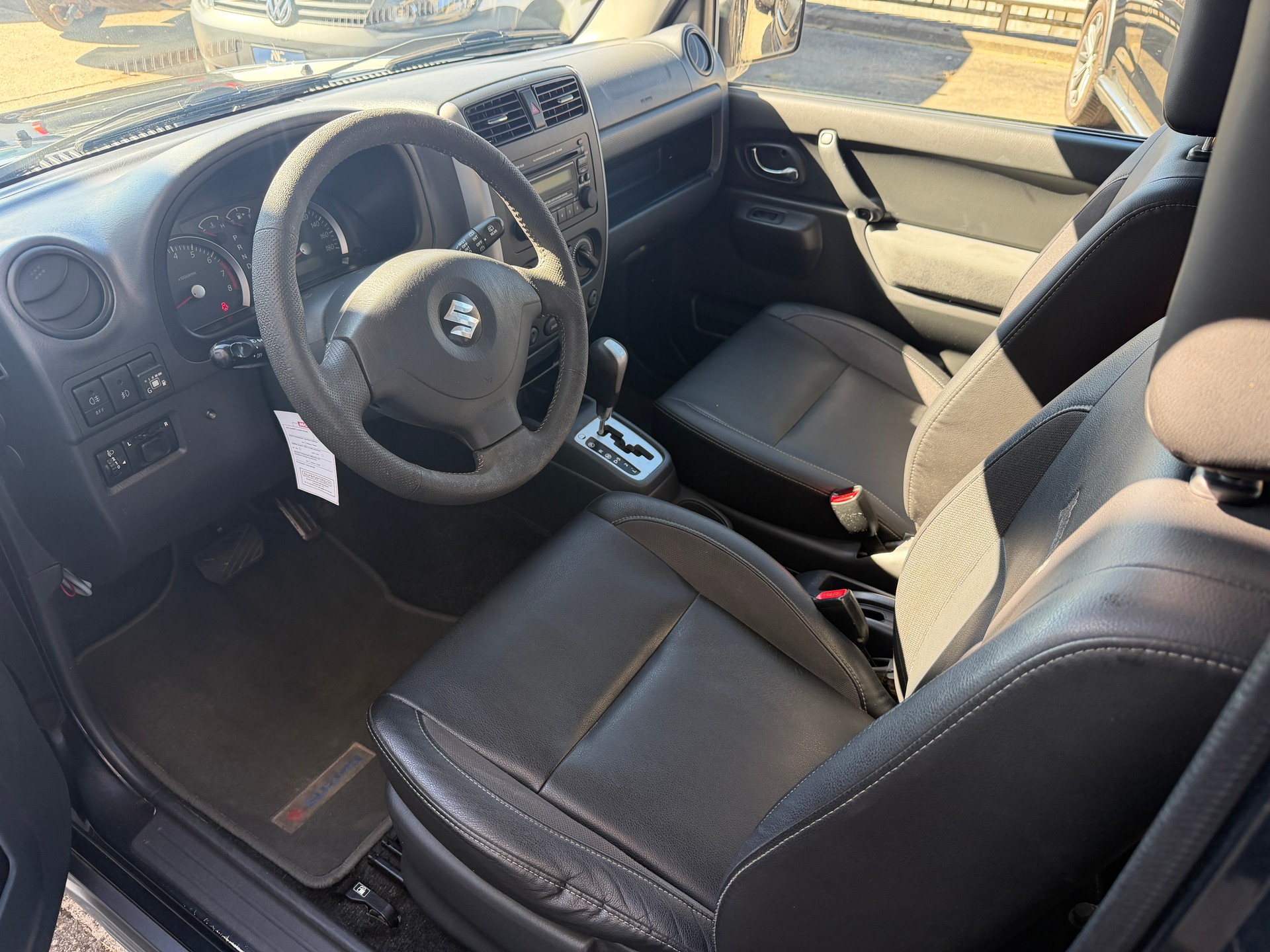 SUZUKI Jimny 1.3 16V Automatic 45km/h-image-5