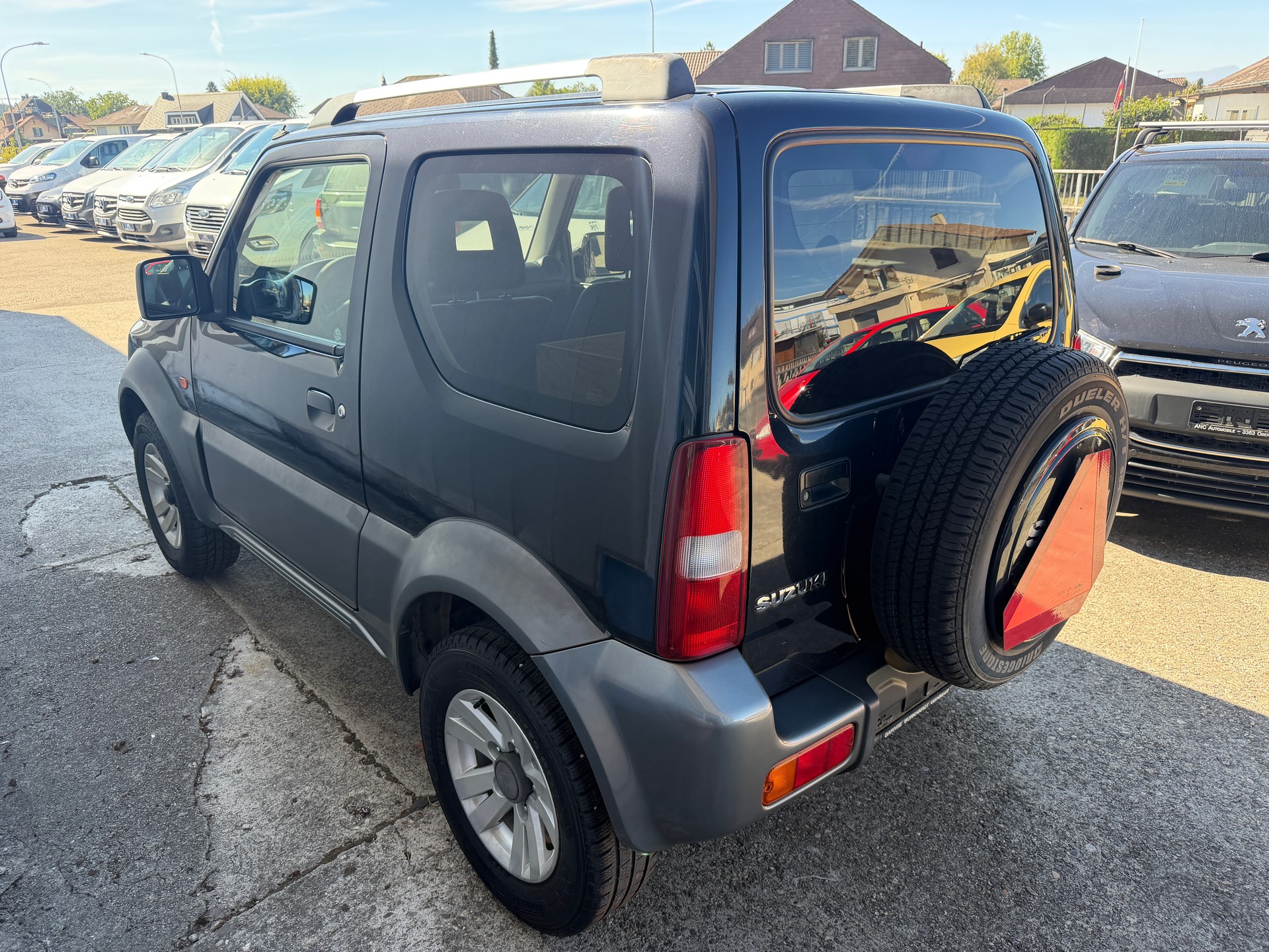 SUZUKI Jimny 1.3 16V Automatic 45km/h-image-4