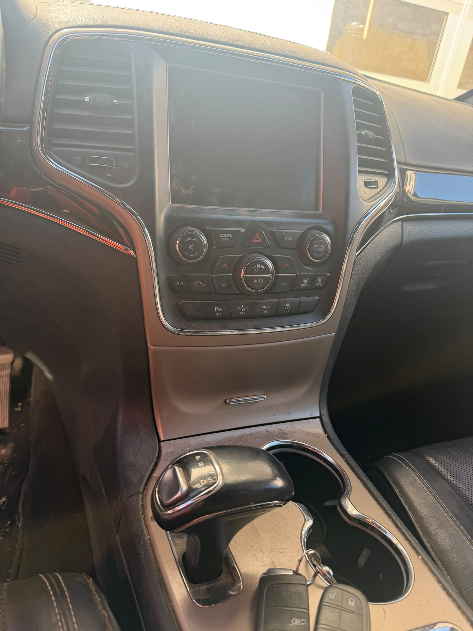 JEEP Grand Cherokee 3.0 CRD Overland Automatic-image-6