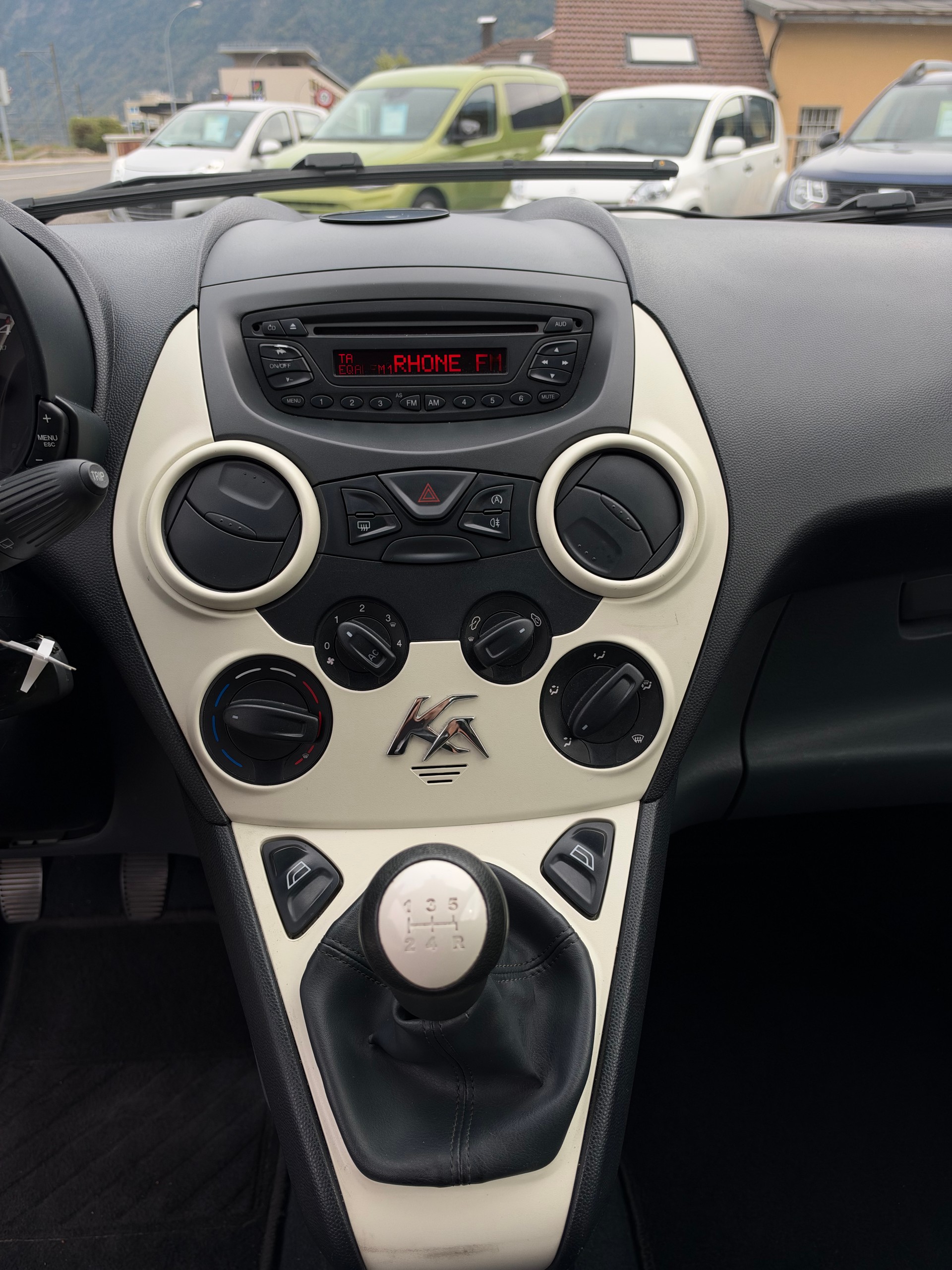 FORD KA 1.25 Trend-image-12
