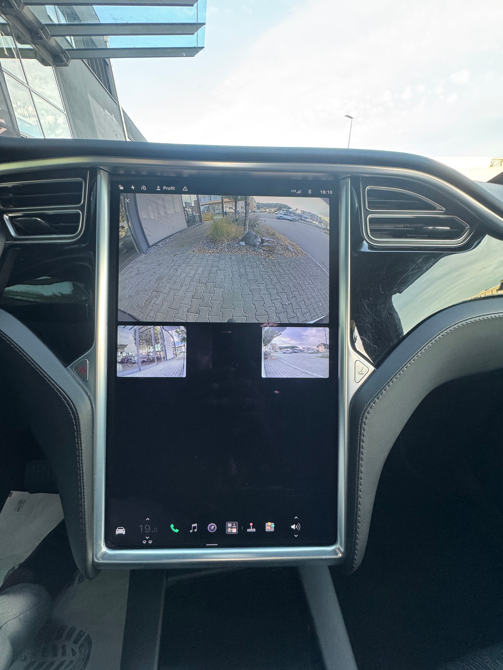 TESLA Model X 100 D / Full Self Driving / inkl. 1 Jahr Batteriegarantie-image-20