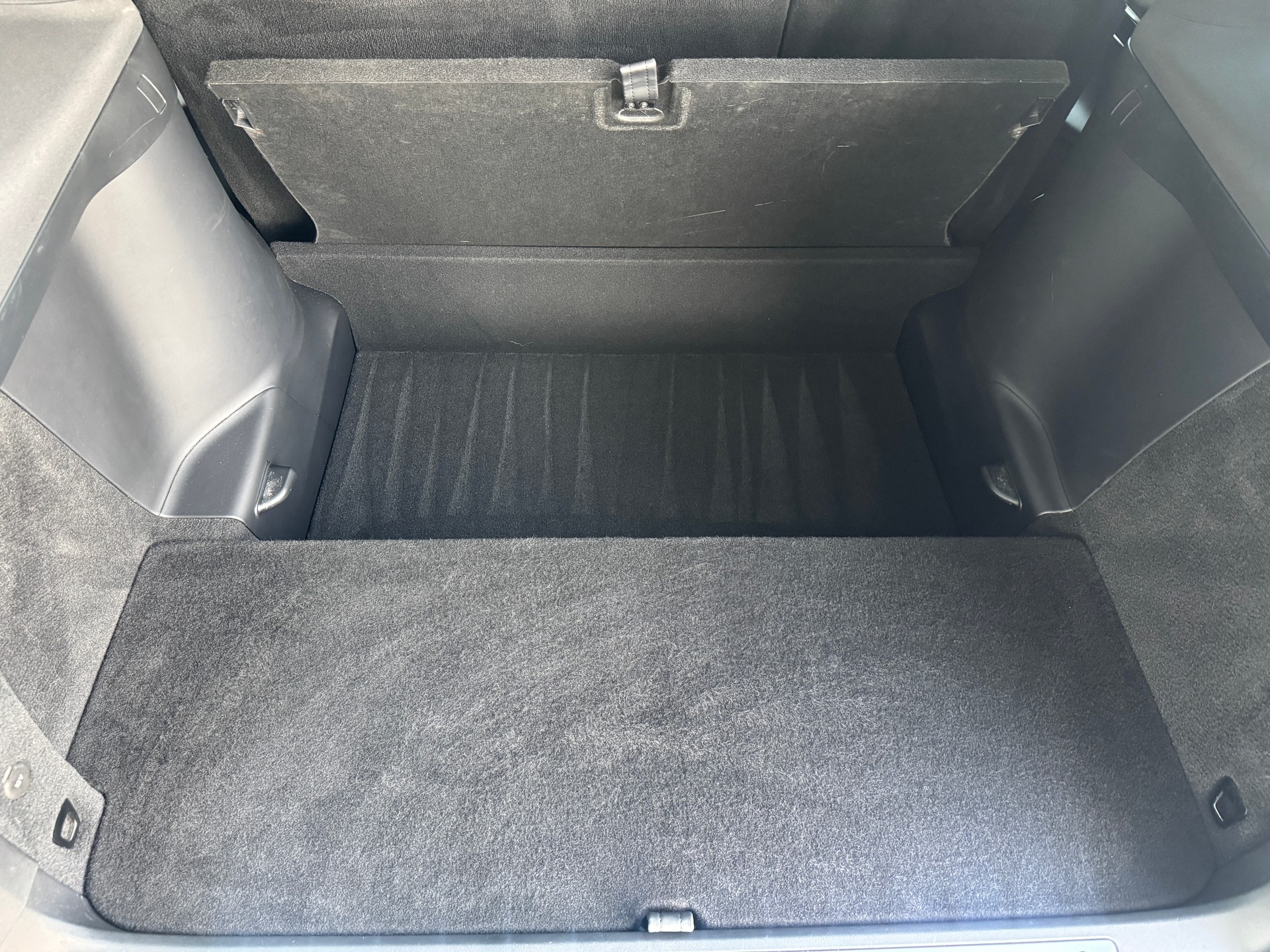 TESLA Model X 100 D / Full Self Driving / inkl. 1 Jahr Batteriegarantie-image-14