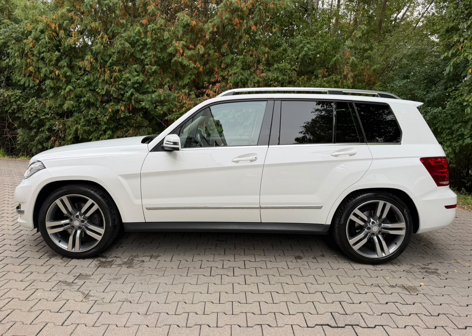 MERCEDES-BENZ GLK 250 BlueTEC 4Matic 7G-Tronic-image-1