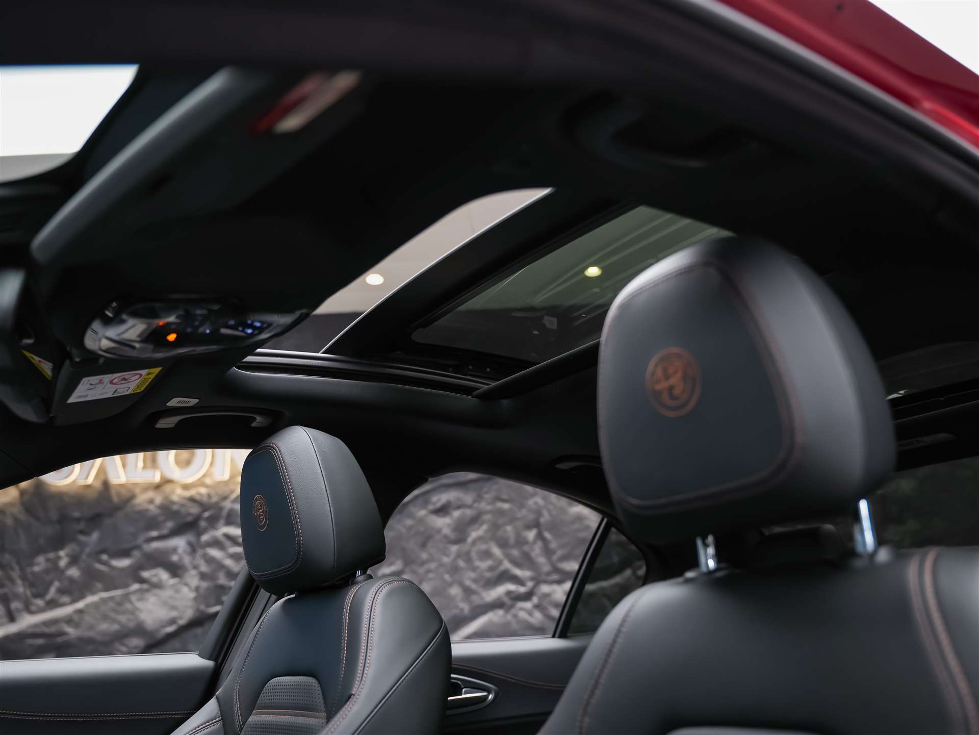 ALFA ROMEO Giulia 2.0 Intensa Q4 AT8 *SOFORT Verfügbar*Werksgarantie*Panorama*Harman/Kardon*-image-12