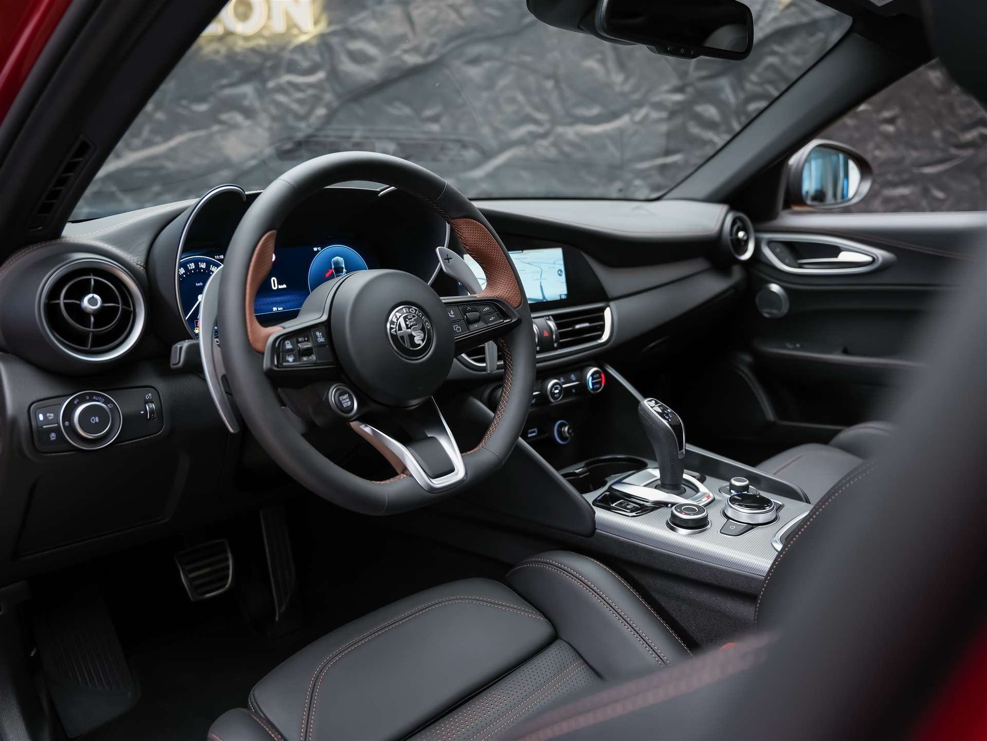 ALFA ROMEO Giulia 2.0 Intensa Q4 AT8 *SOFORT Verfügbar*Werksgarantie*Panorama*Harman/Kardon*-image-8