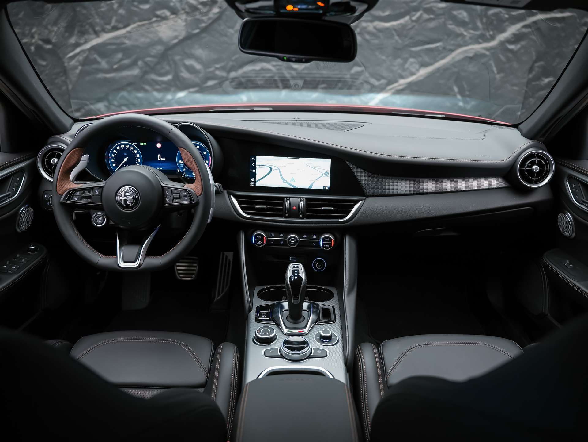 ALFA ROMEO Giulia 2.0 Intensa Q4 AT8 *SOFORT Verfügbar*Werksgarantie*Panorama*Harman/Kardon*-image-21