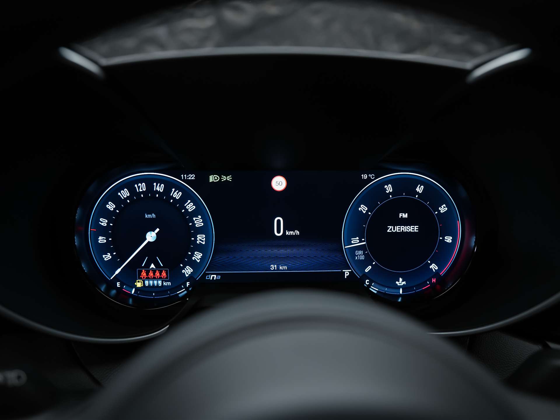 ALFA ROMEO Giulia 2.0 Intensa Q4 AT8 *SOFORT Verfügbar*Werksgarantie*Panorama*Harman/Kardon*-image-32
