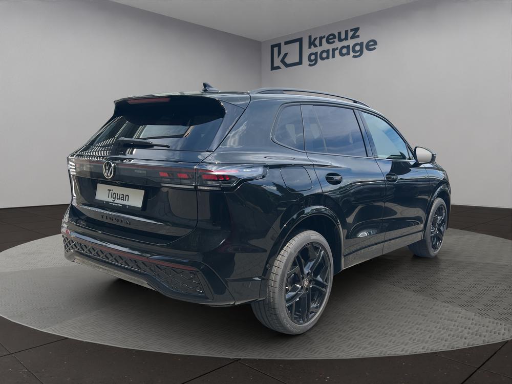 VW Tiguan 2.0 TSI DSG R-Line Plus 4Motion-image-2