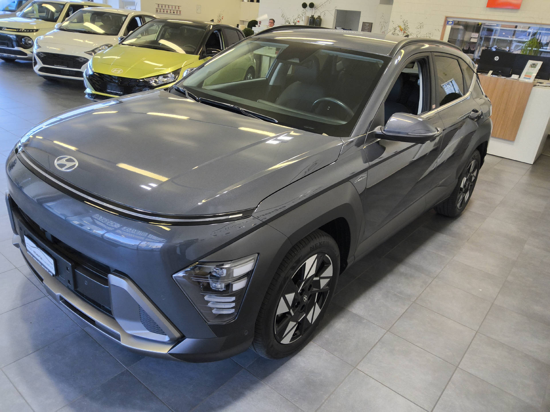 HYUNDAI Kona 1.6 GDi Hybrid Amplia-image-3