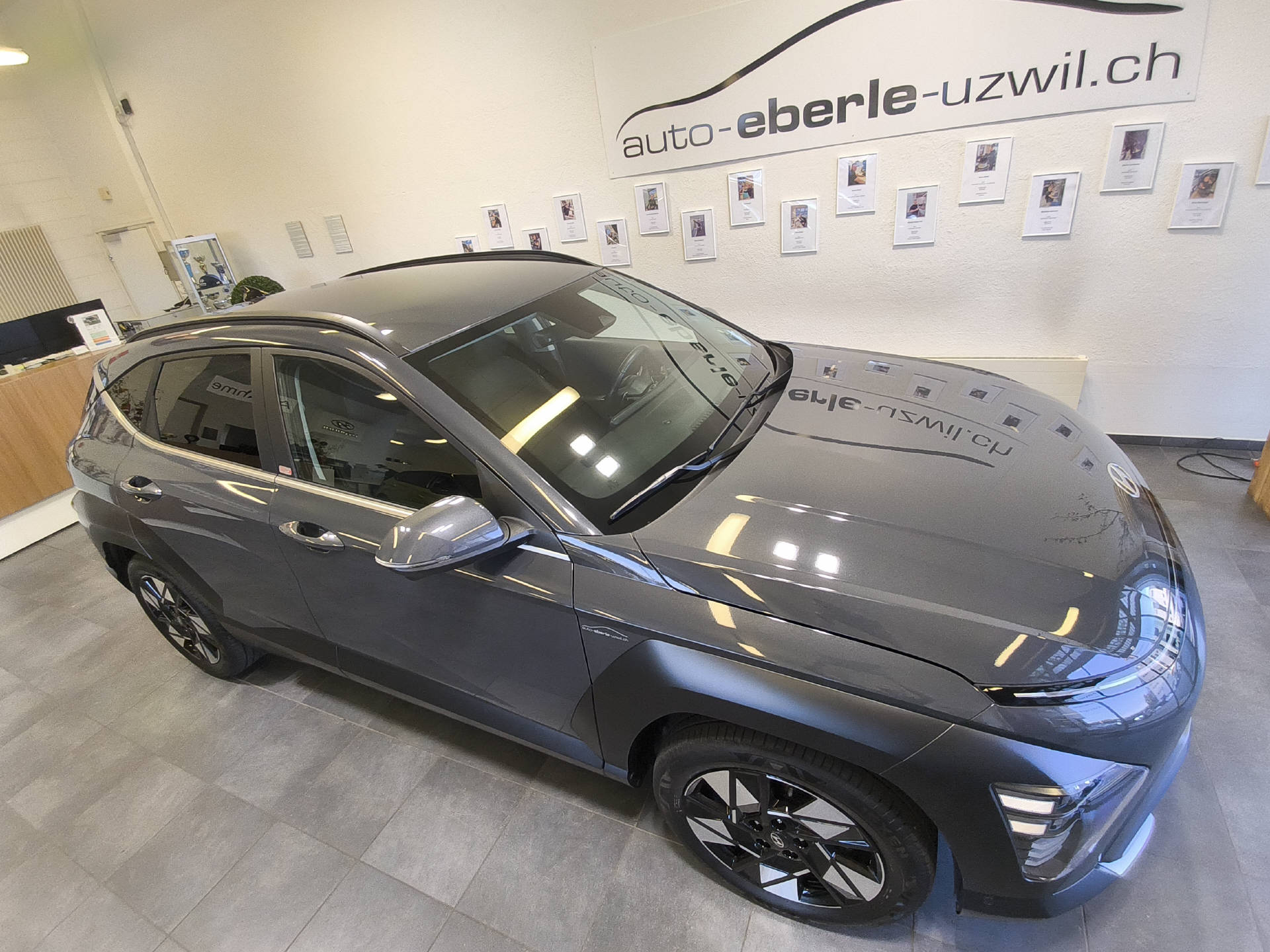 HYUNDAI Kona 1.6 GDi Hybrid Amplia-image-11